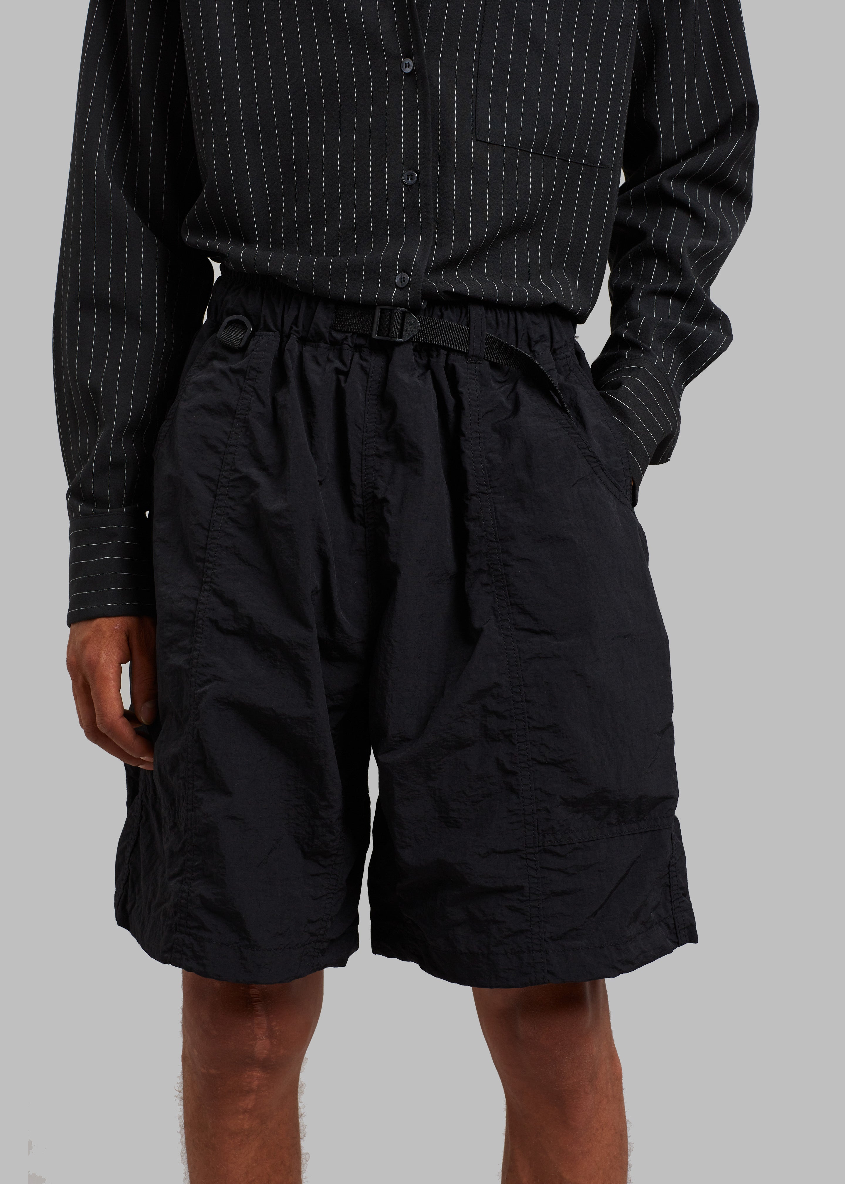 Arel Buckle Shorts - Black - 5