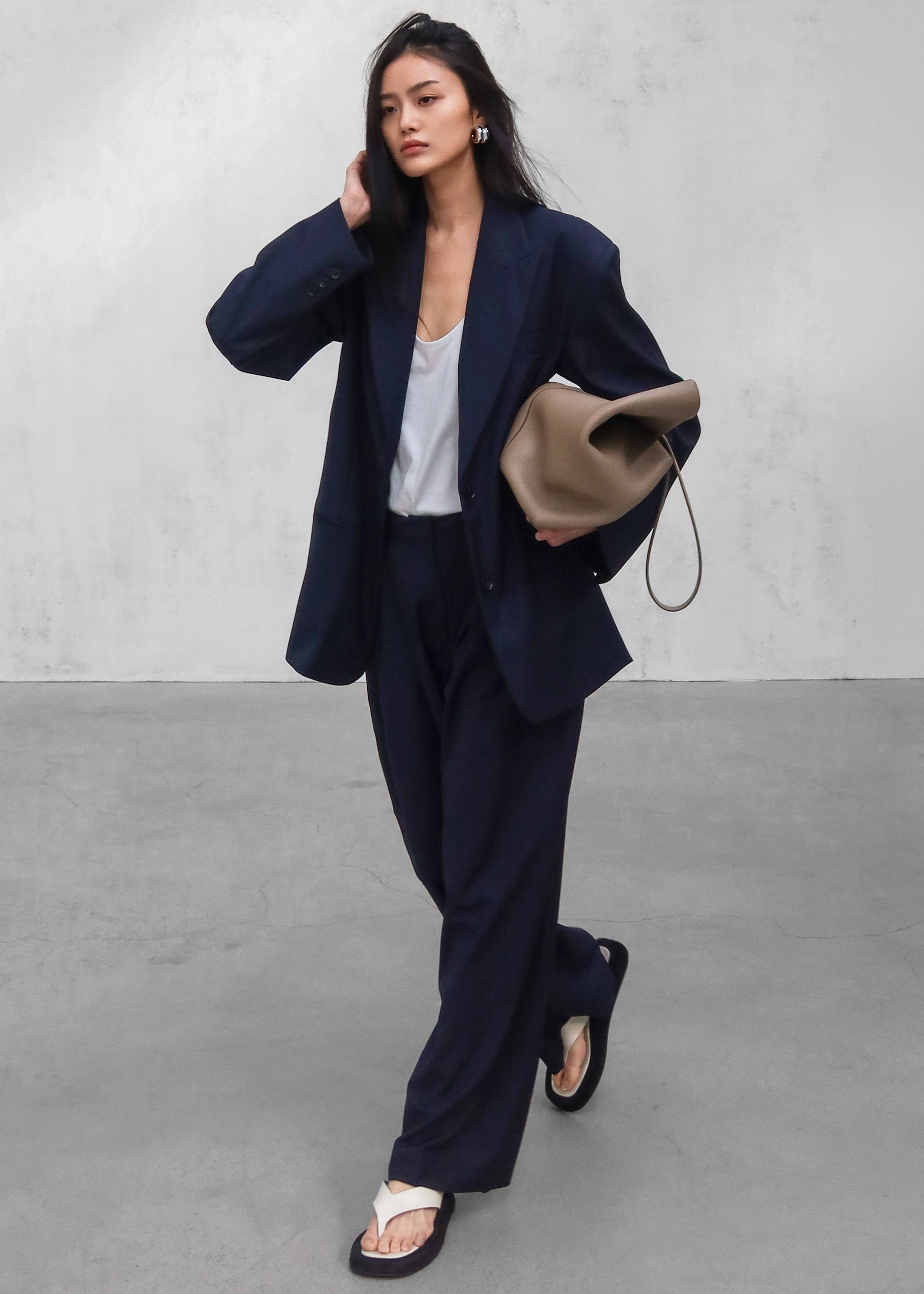 Canmore Pleated Trousers - Navy – The Frankie Shop