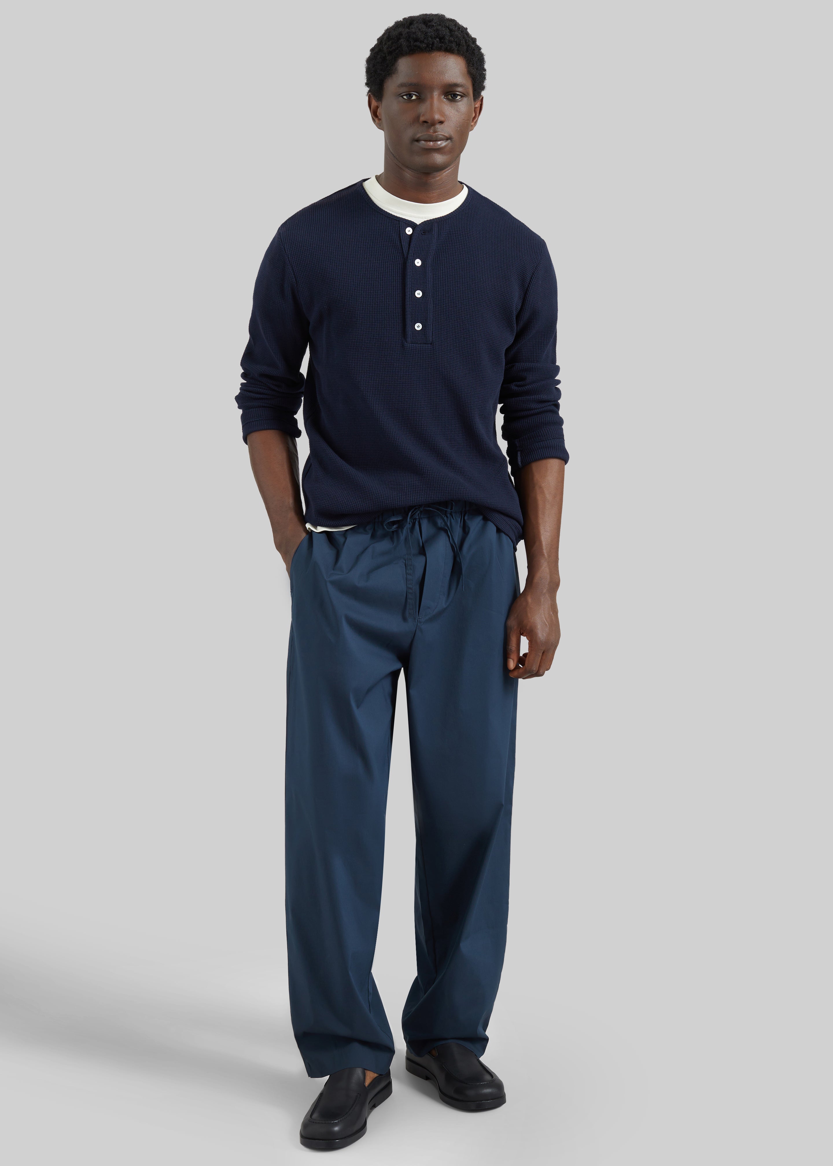 ミュージシャン EPIPHANY PANTS NAVY M Darkpark Ian Jogger Fit Pants - Blue Navy – The Frankie Shop