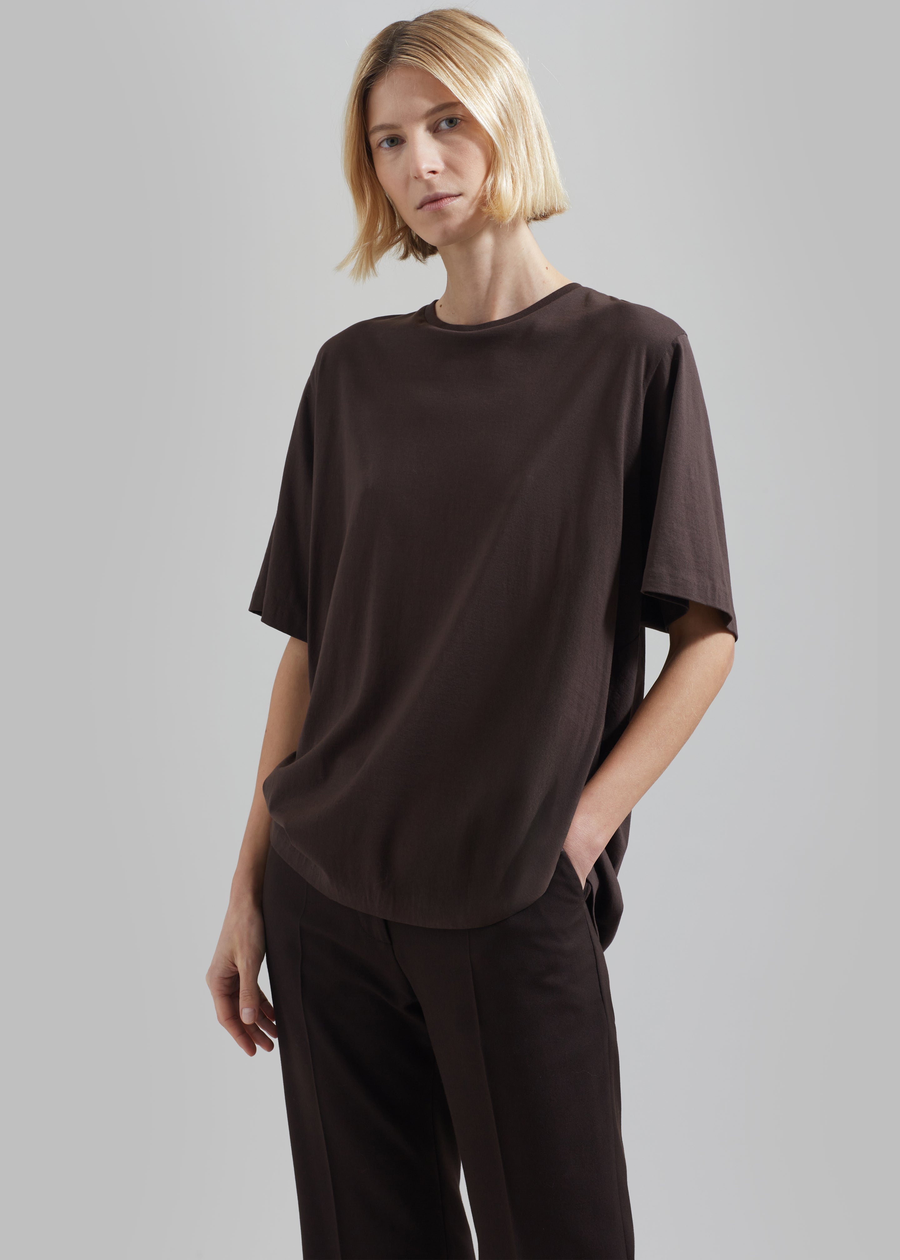 Harper Soft Organic T-Shirt - Brown – The Frankie Shop