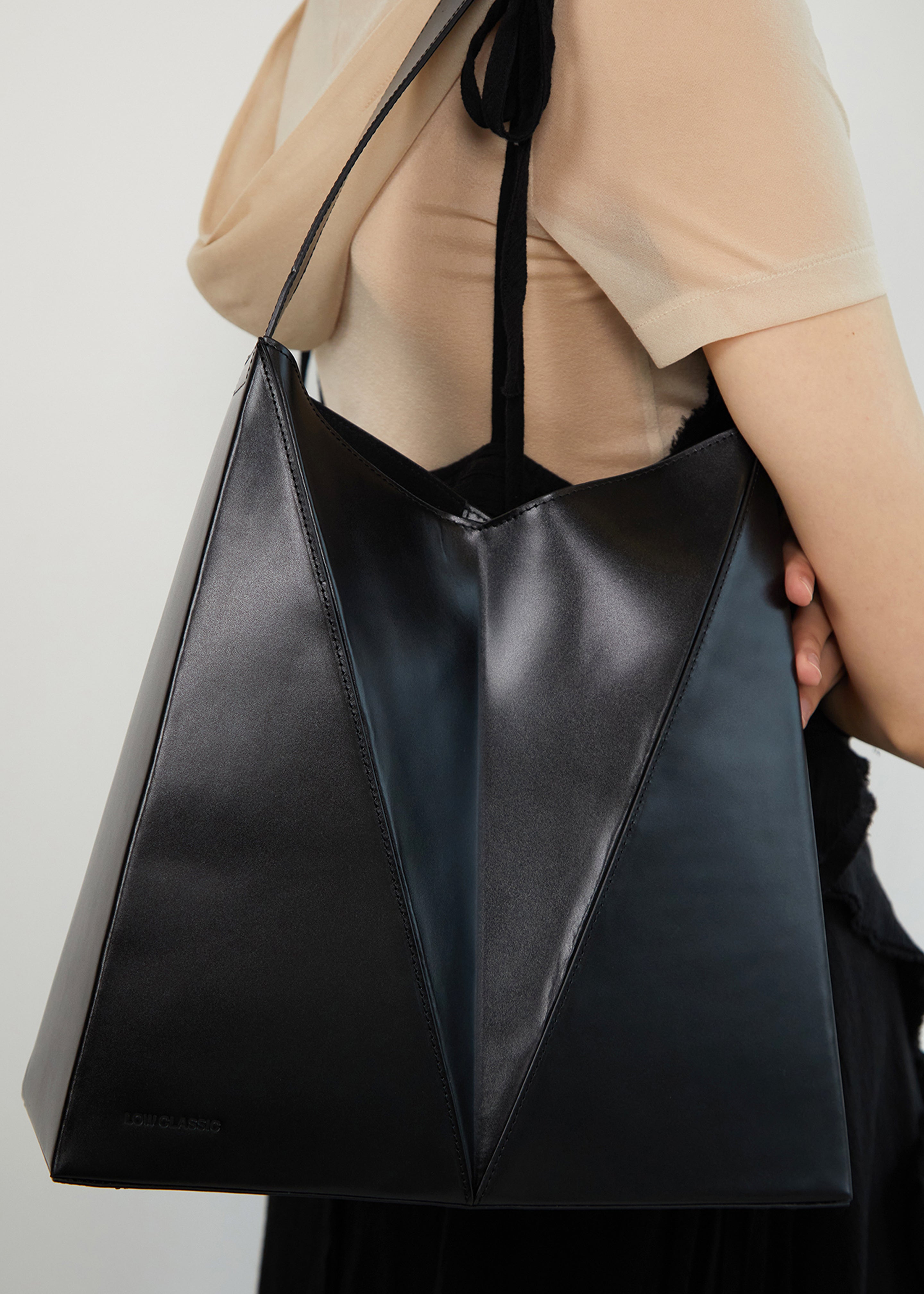 Low Classic Folded Cube Tote Bag - Black - 4