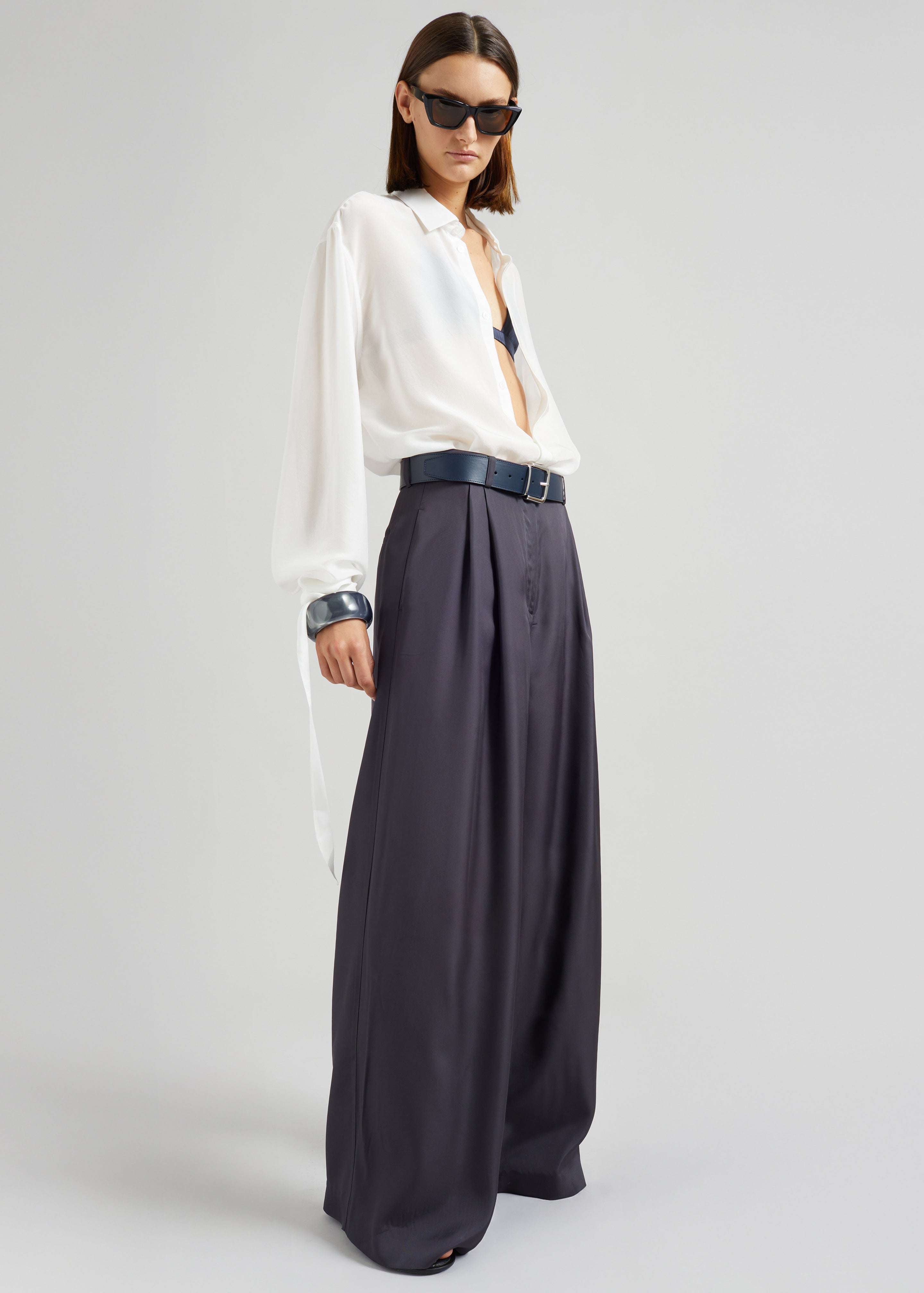 Marfa Pleated Silk Trousers - Storm Grey – The Frankie Shop