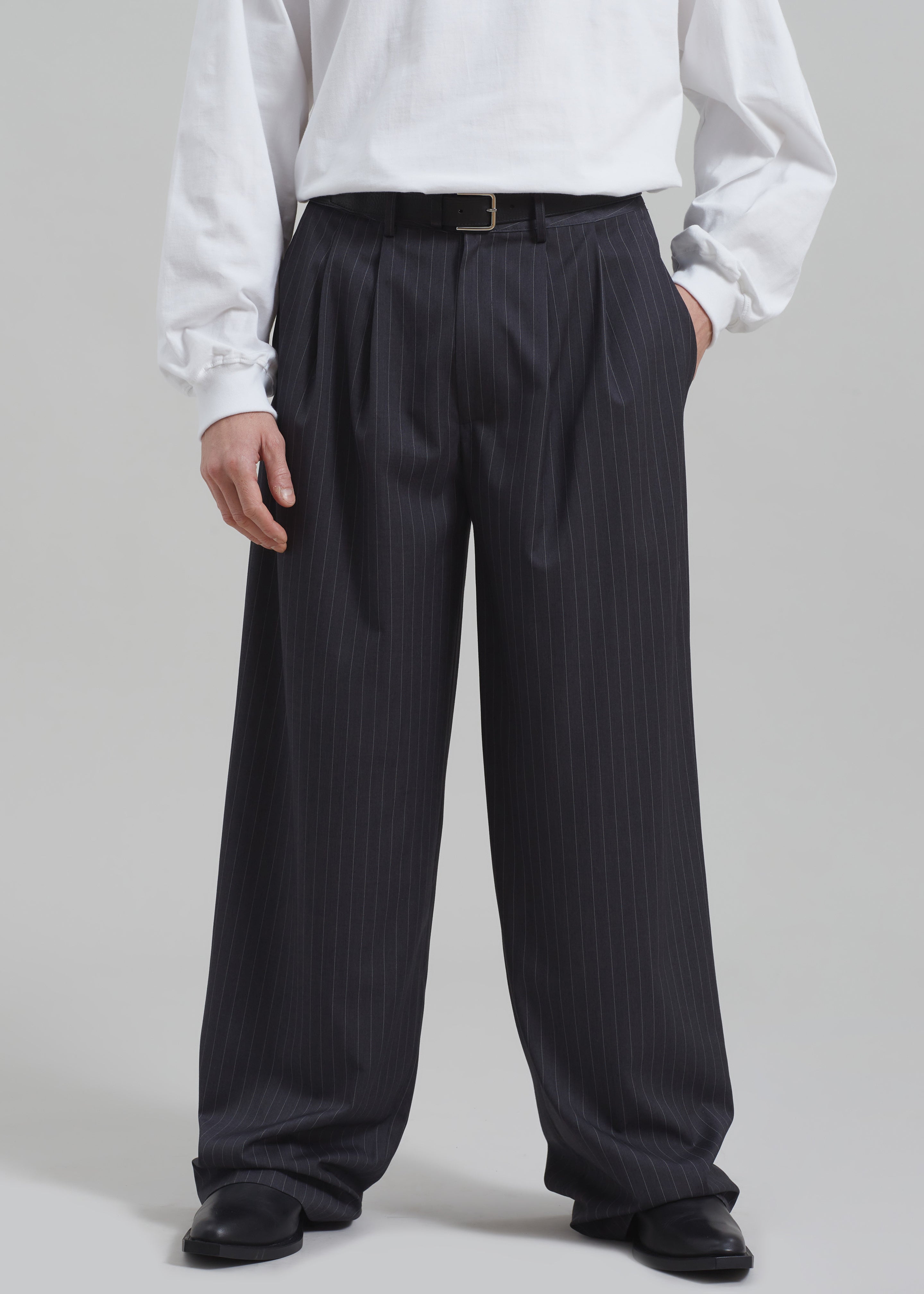 Peyton Pleated Pants - Grey Pinstripe - 9