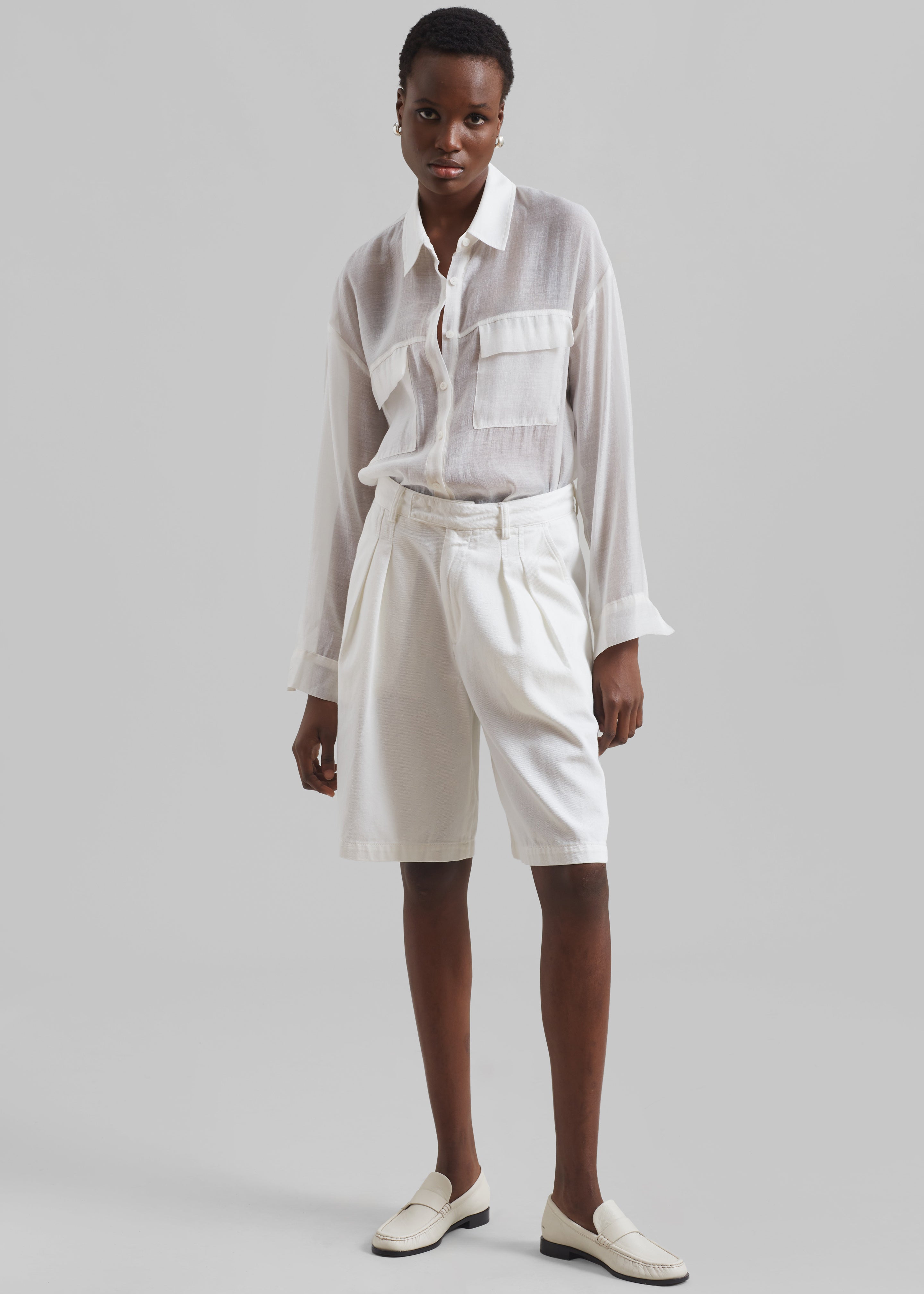 Xavier Bermuda Denim Shorts - White - 4