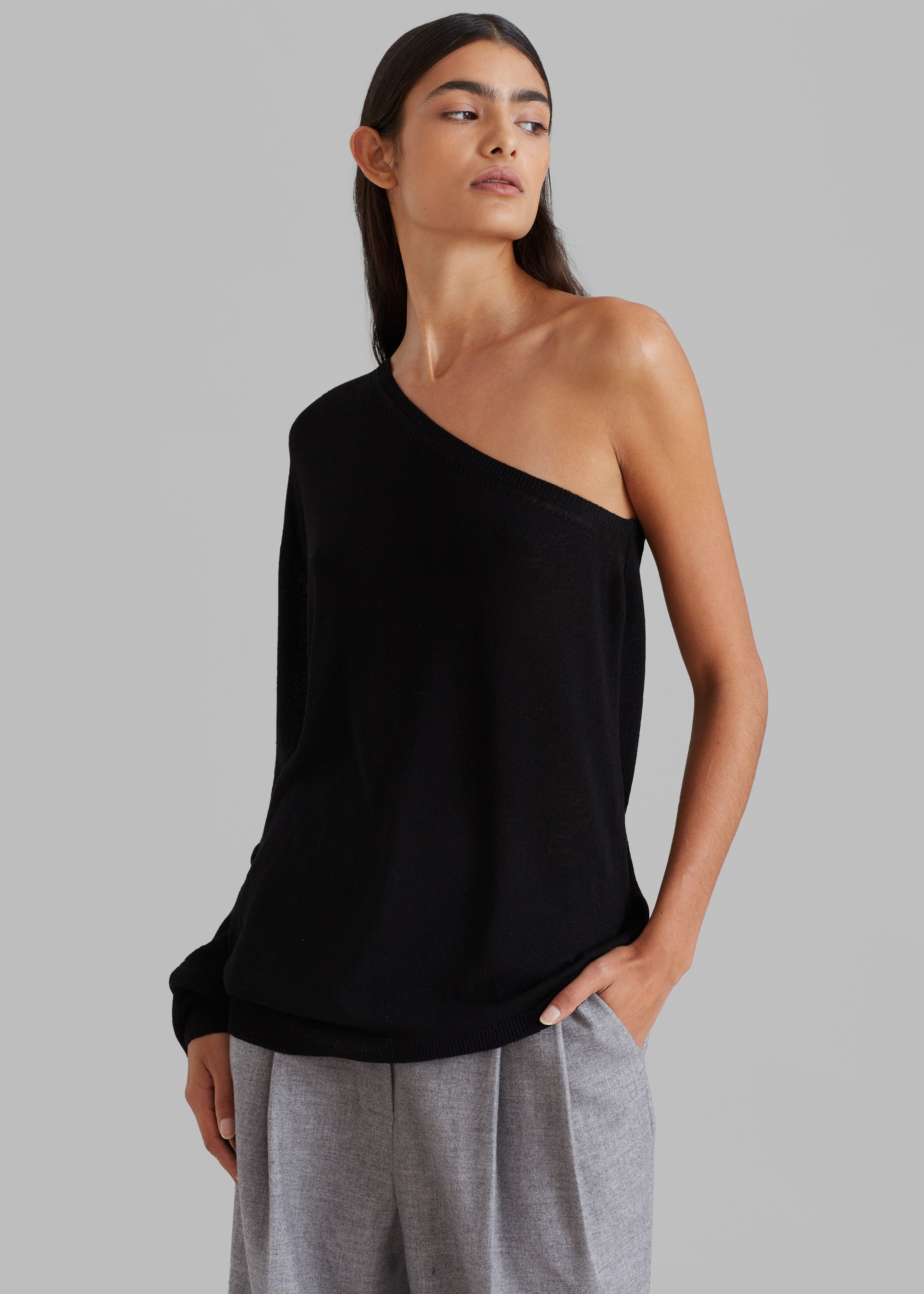 Always Relaxed Black Ribbed Knit One-Shoulder Crop Top