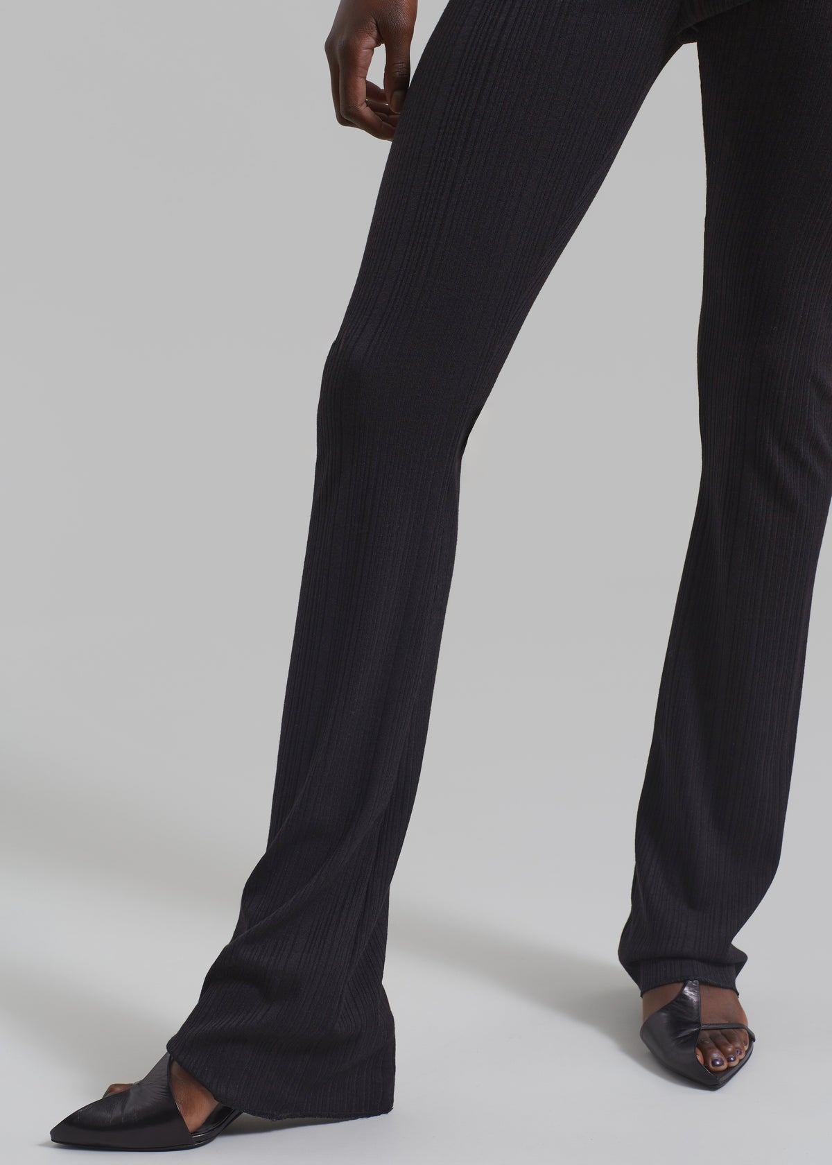 Akimi Ribbed Pants - Black - 4