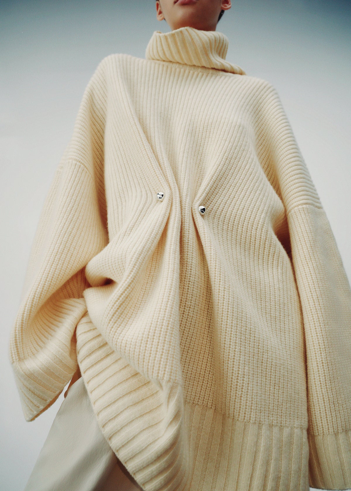 Alira Knit Brooch Dress - Pale Yellow