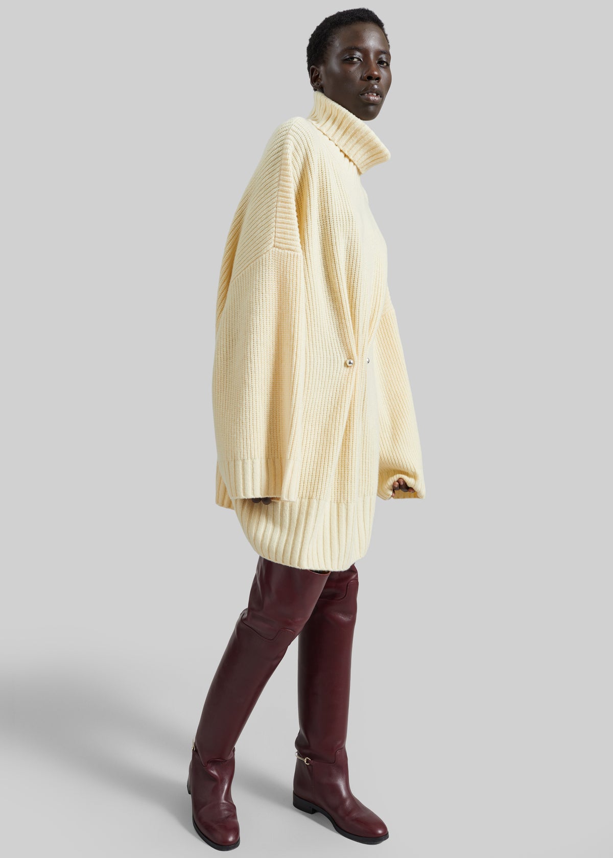 Alira Knit Brooch Dress - Pale Yellow