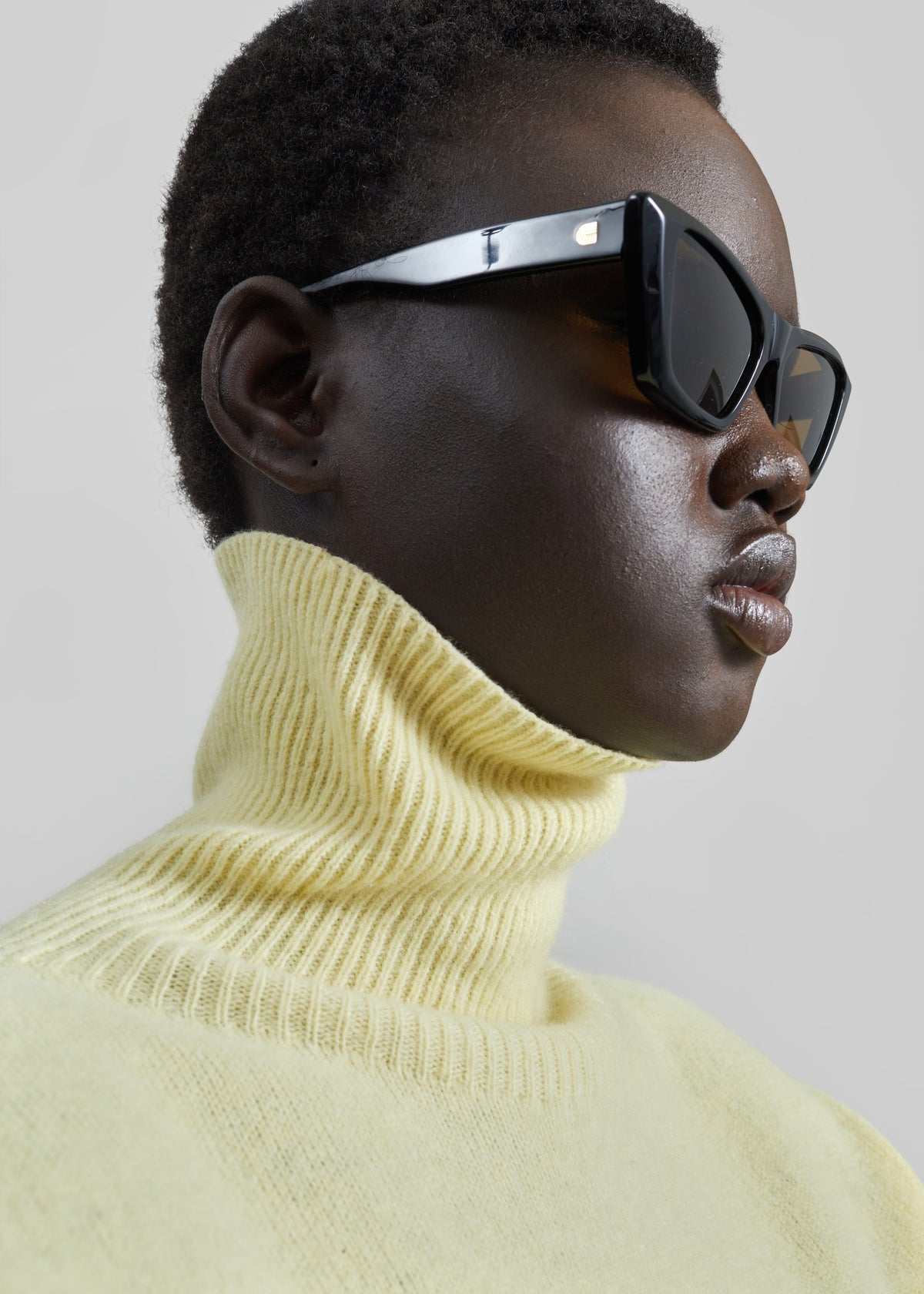 Alster Wool Turtleneck Sweater - Yellow - 6