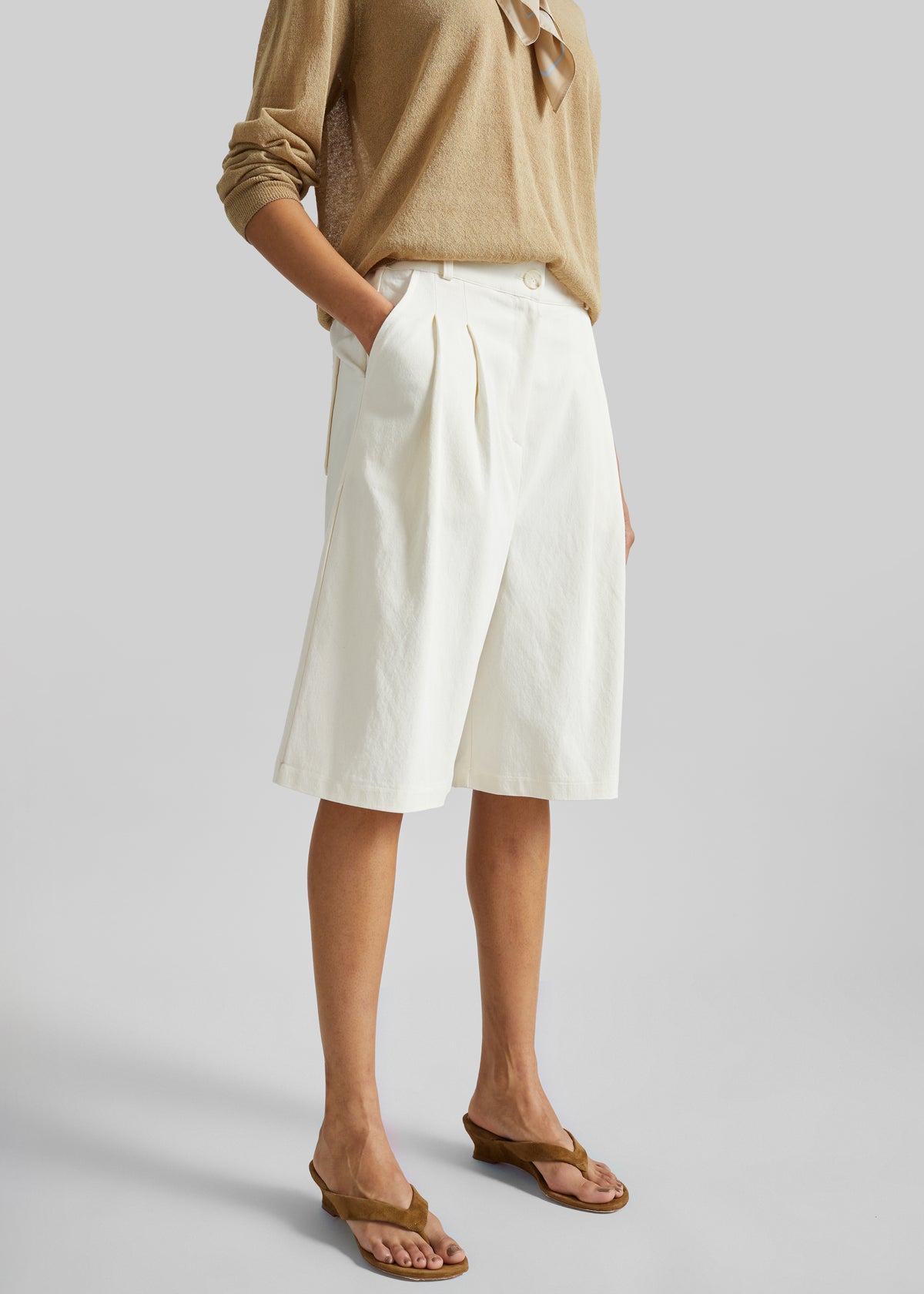 Altea Pleated Bermuda Shorts - Ivory - 2