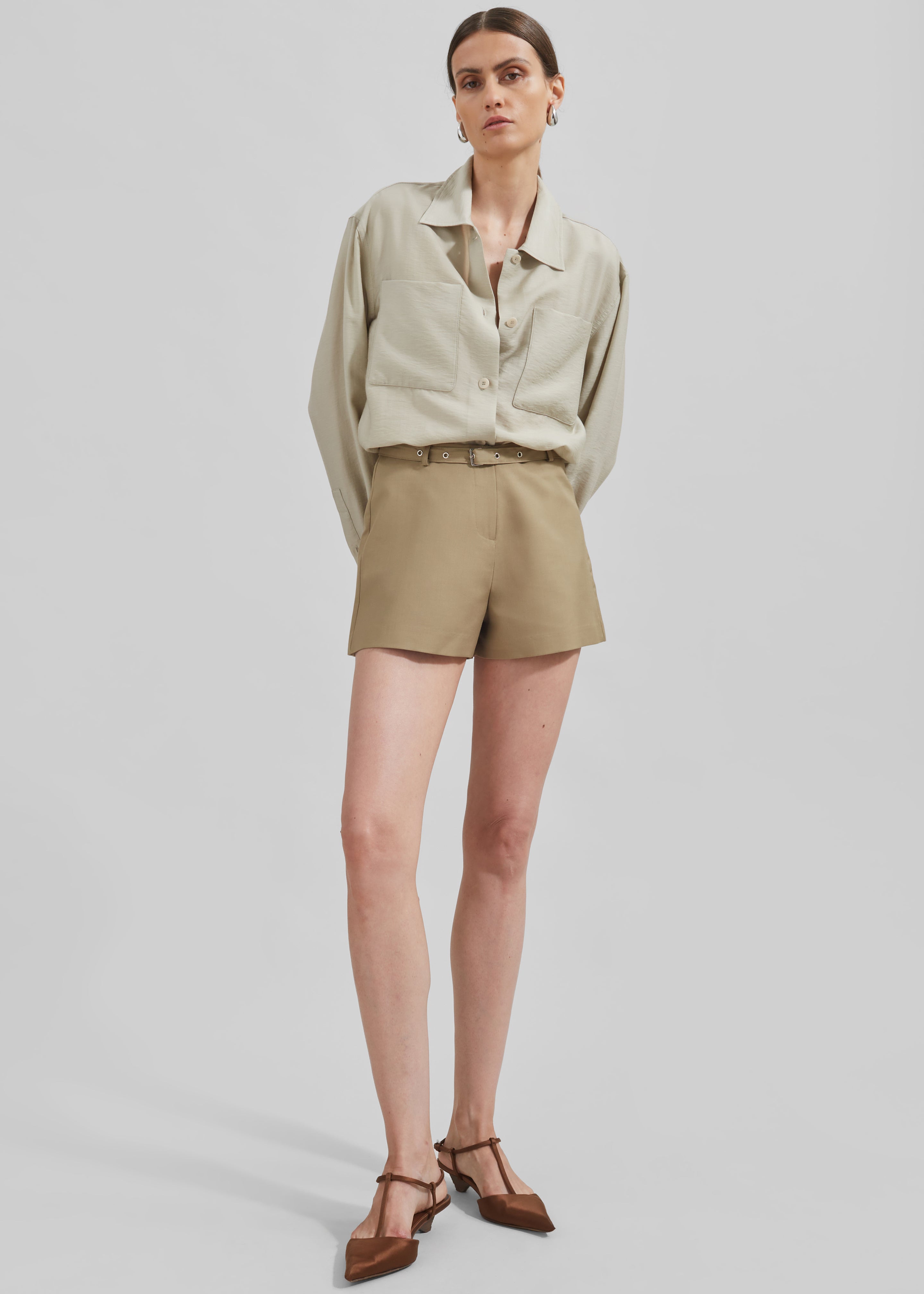 Alynn Mini Shorts - Khaki - 7