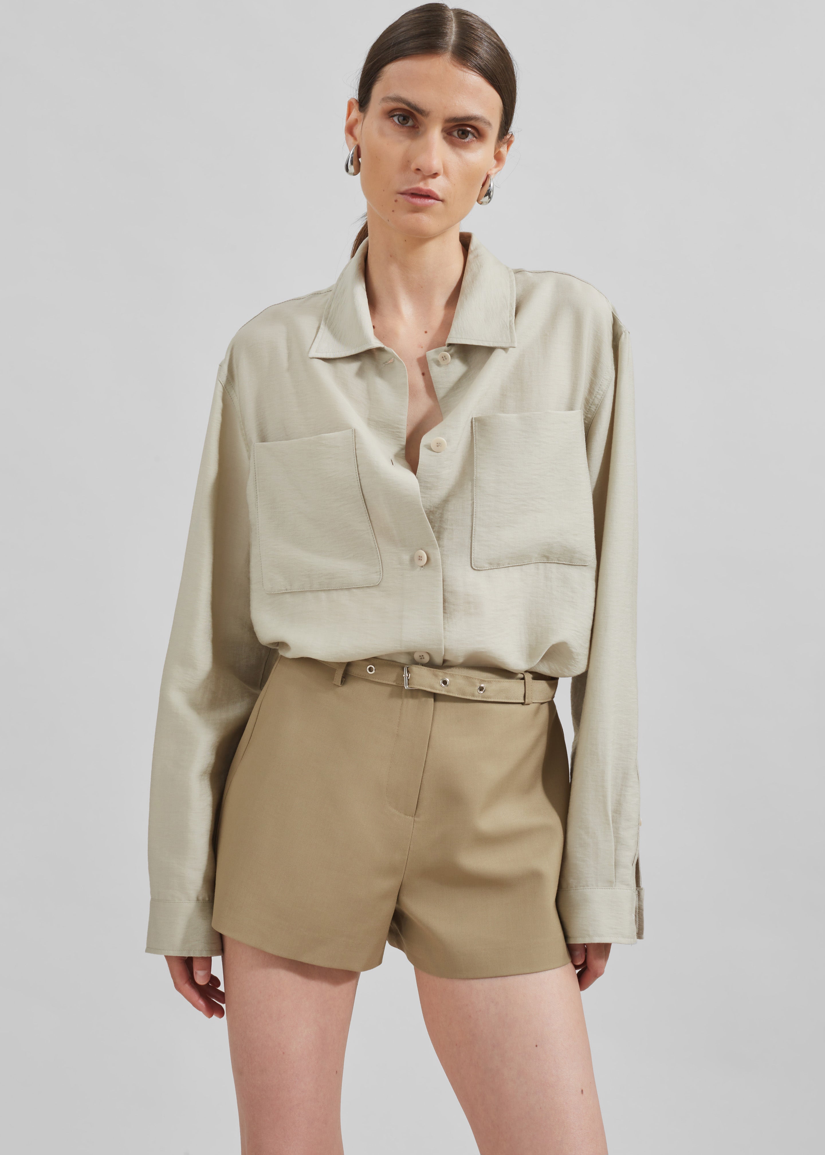 Alynn Mini Shorts - Khaki - 5