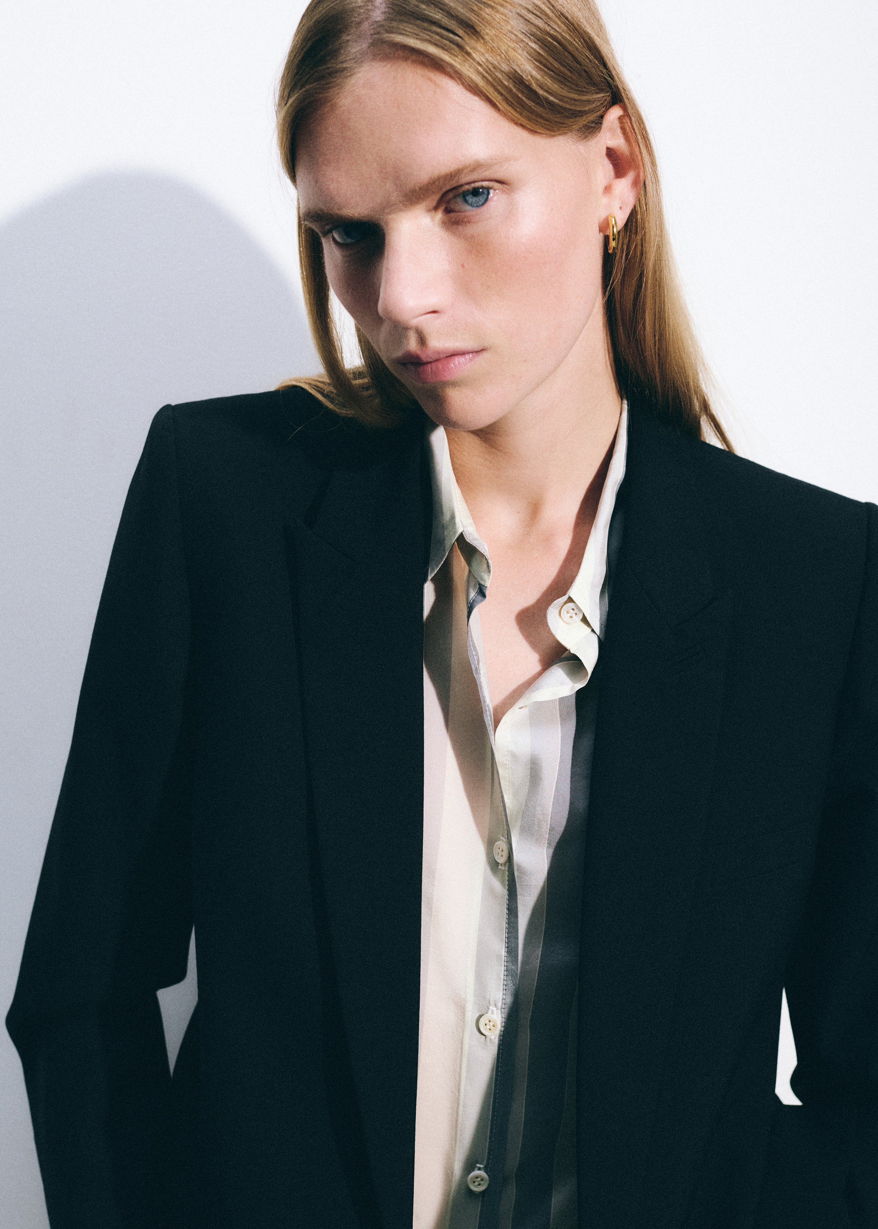 Amelia Tailored Blazer - Black - 2