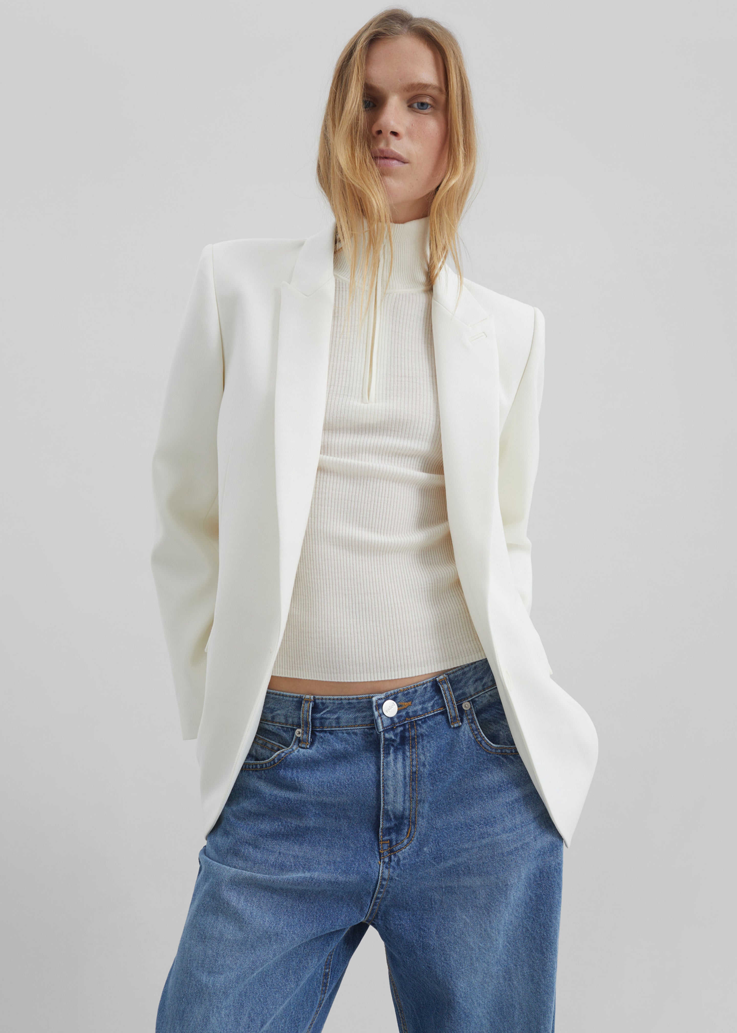 Amelia Tailored Blazer - White - 4