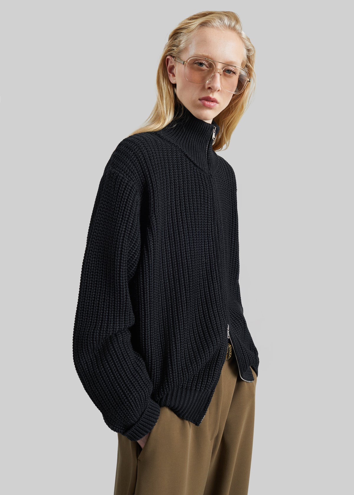 Amish Supplies Zip-Up Ribbed Knit Cardigan - Black
