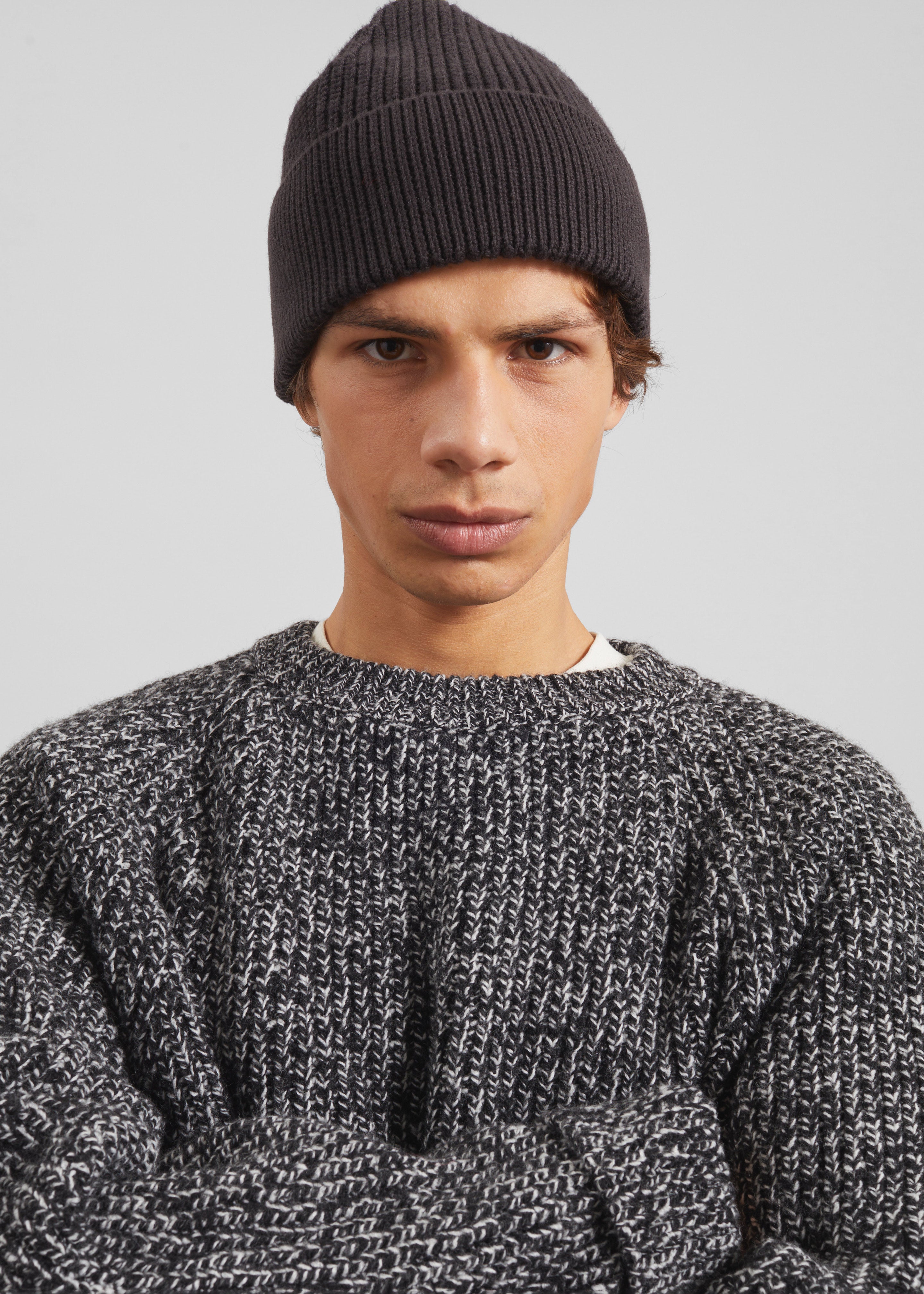 Amo Wool Beanie - Dark Plum - 5