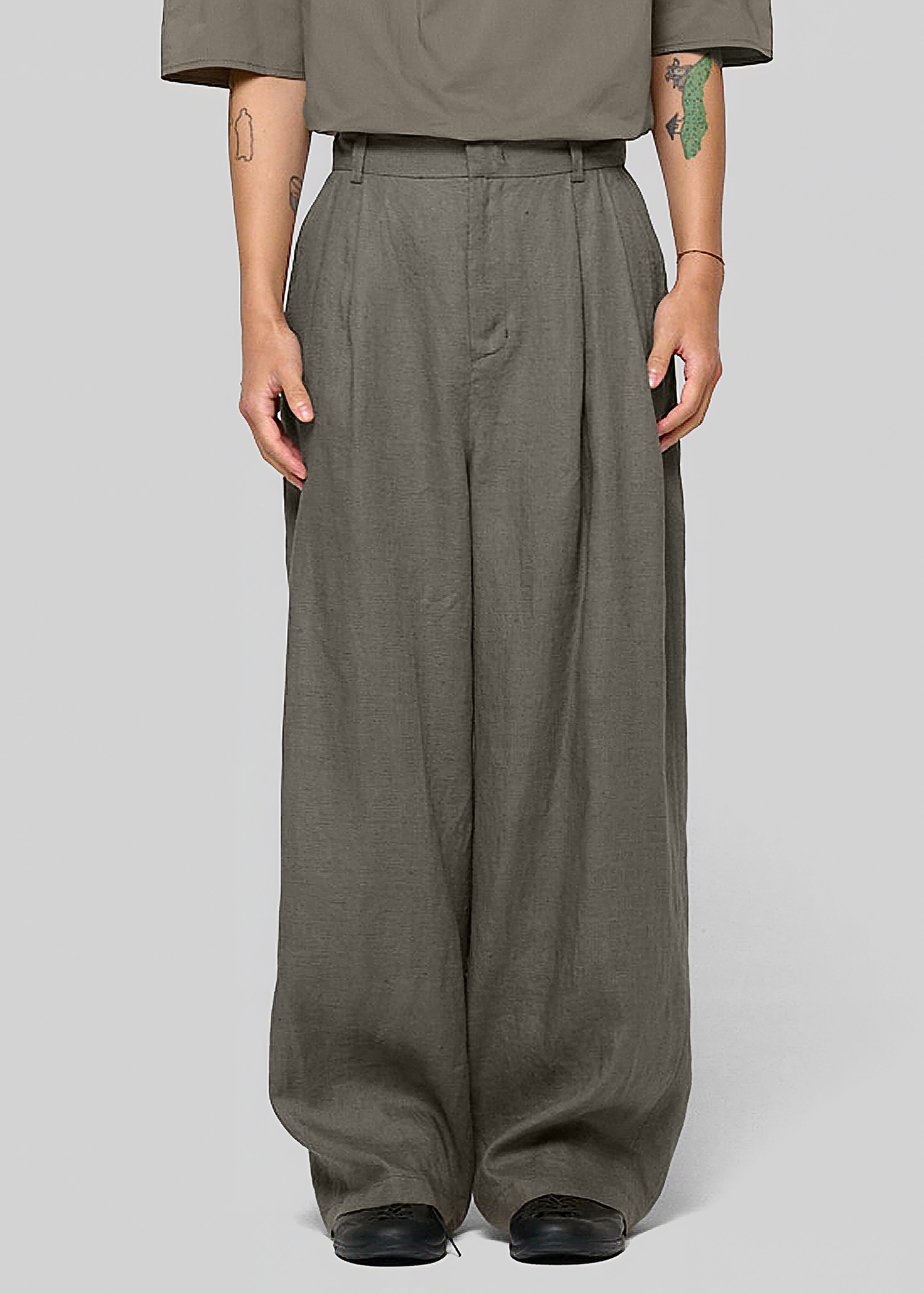 Telfer Corduroy Balloon Pants - Dark Olive – The Frankie Shop