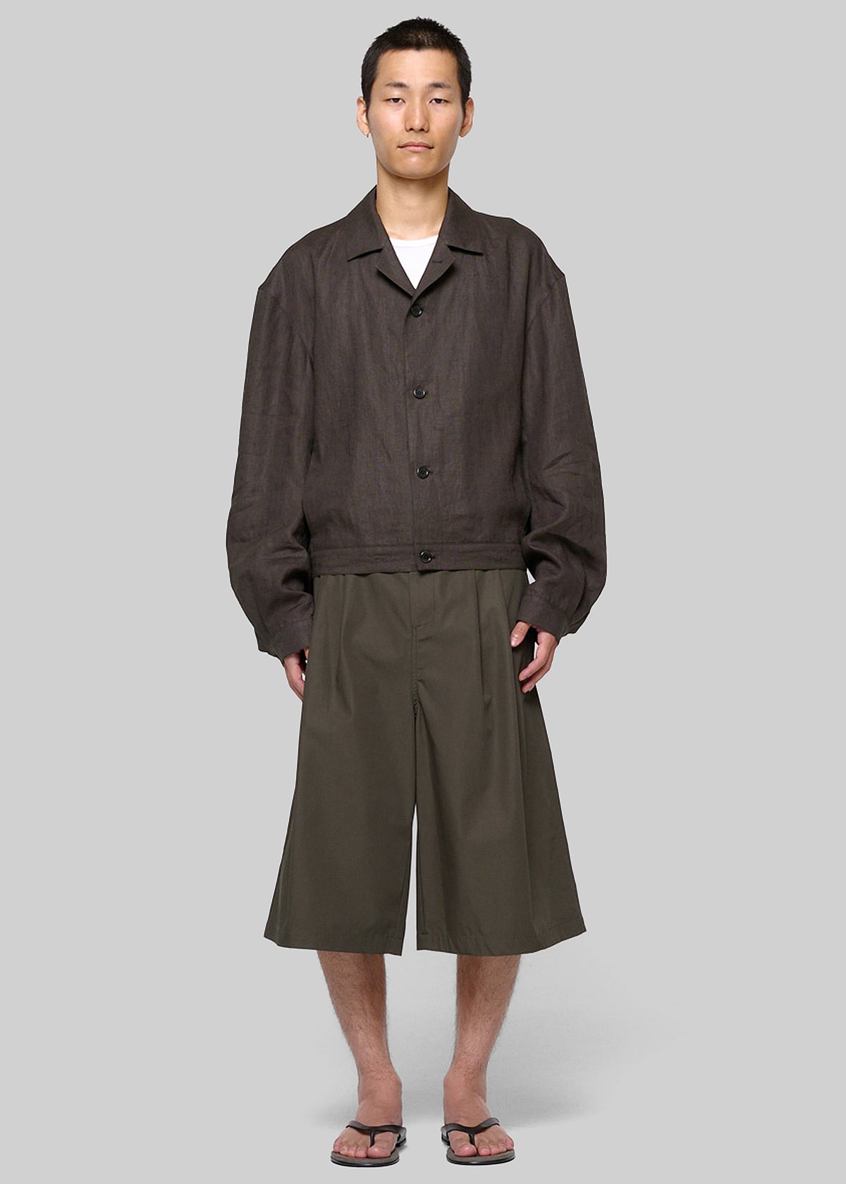 Amomento Two Tuck Wide Shorts - Brown - 3