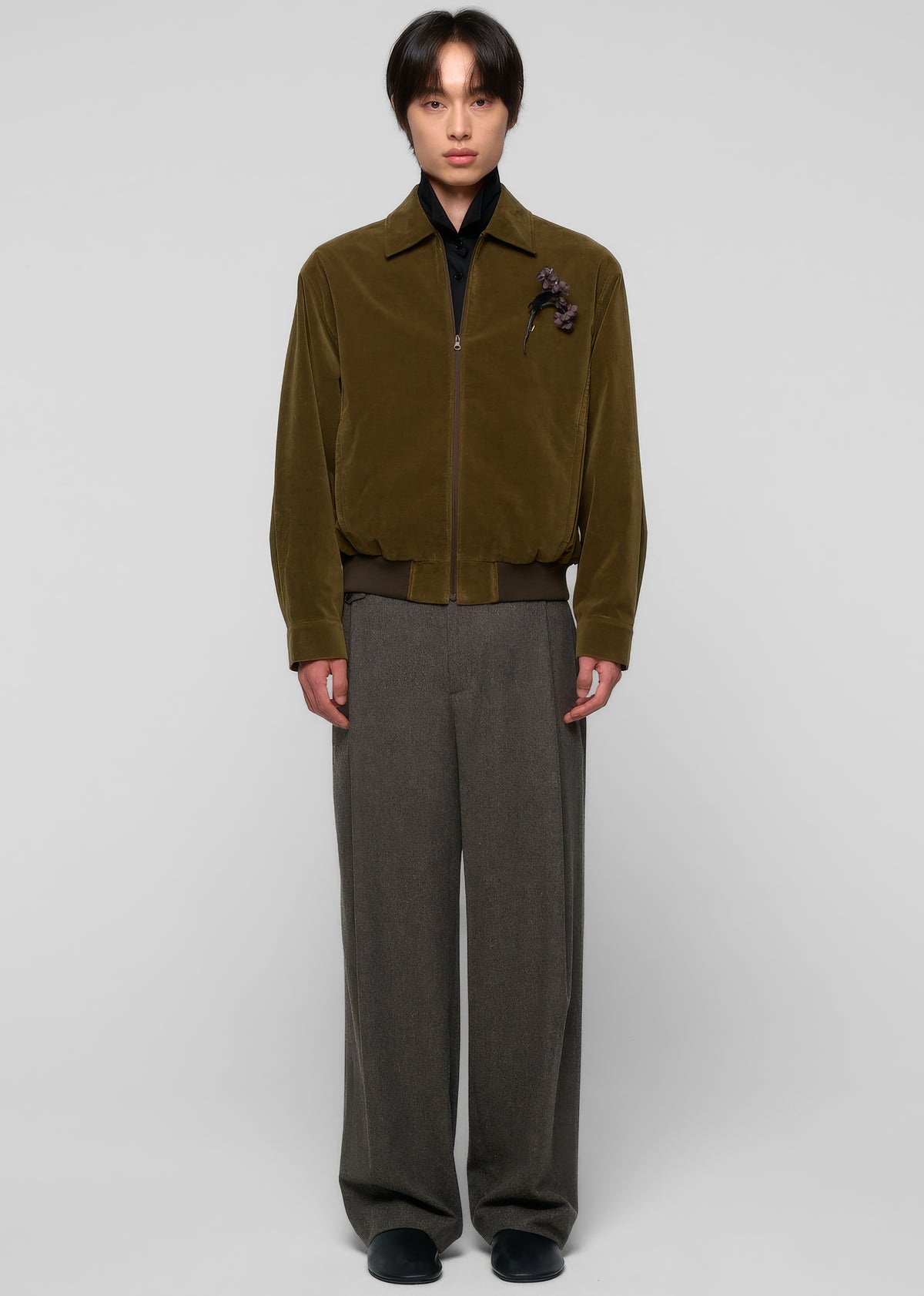 Amomento Velvet Zip Up Jumper - Khaki