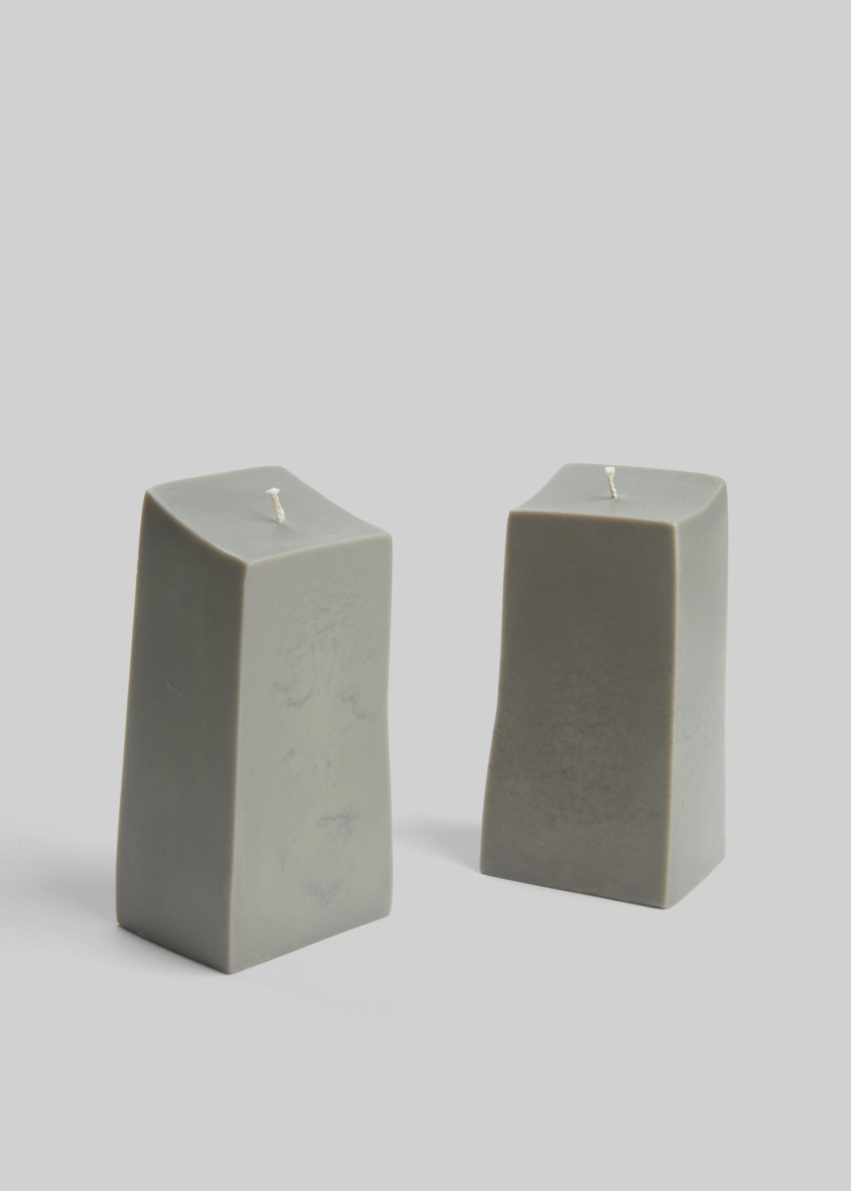 Ann Vincent x The Frankie Shop Rectangular Candle - Grey - 3