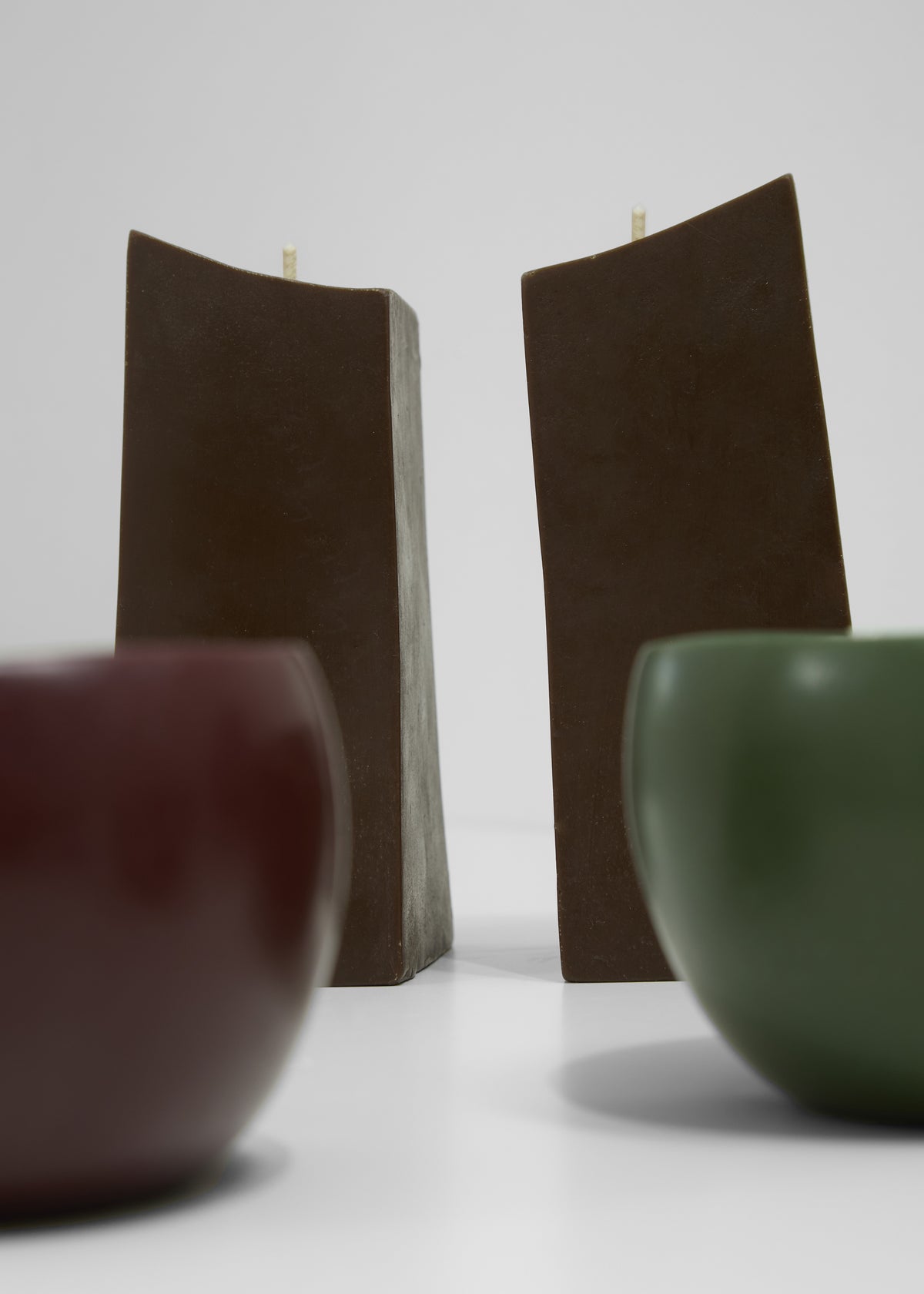 Ann Vincent x The Frankie Shop Sculptural Candle - Burgundy - 5