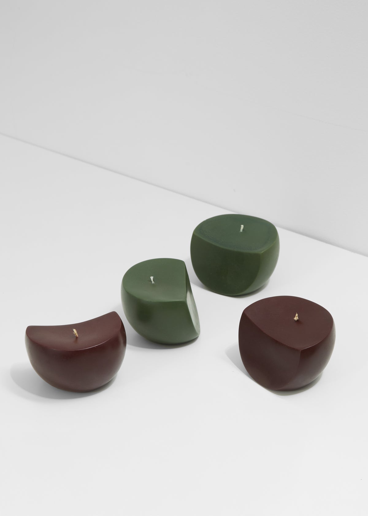 Ann Vincent x The Frankie Shop Sculptural Candle - Deep Green - 4