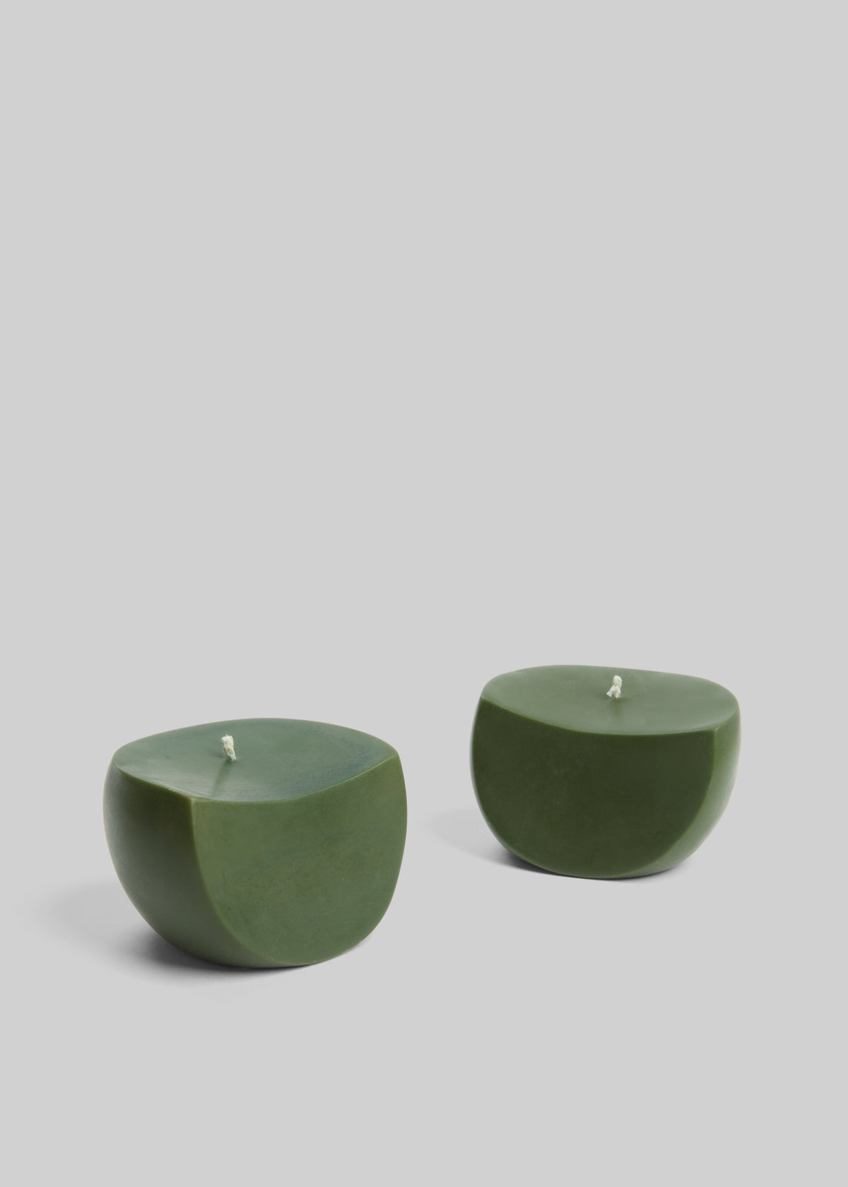 Ann Vincent x The Frankie Shop Sculptural Candle - Deep Green - 3