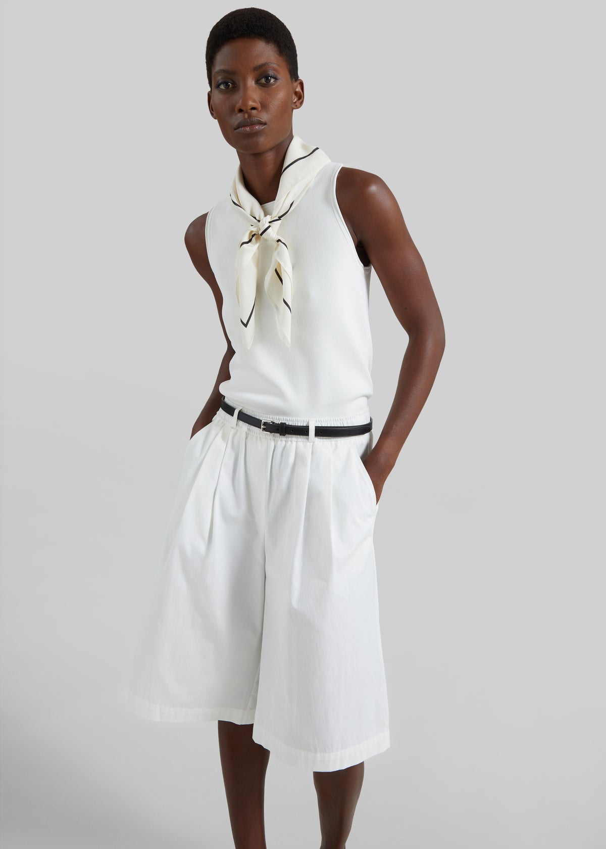 Arvert Bermuda Shorts - White - 1