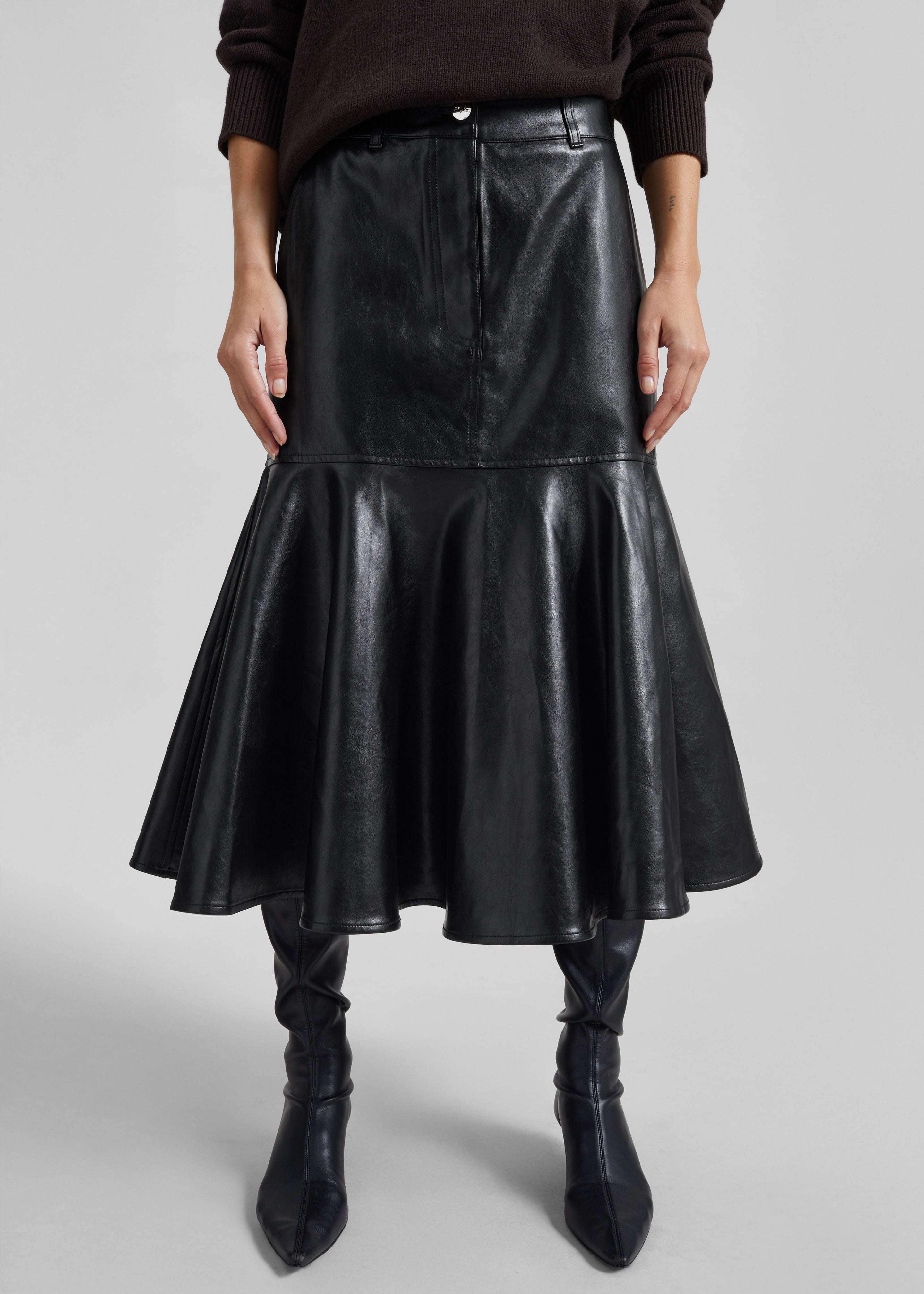 Arvika Faux Leather Mermaid Skirt - Black – The Frankie Shop