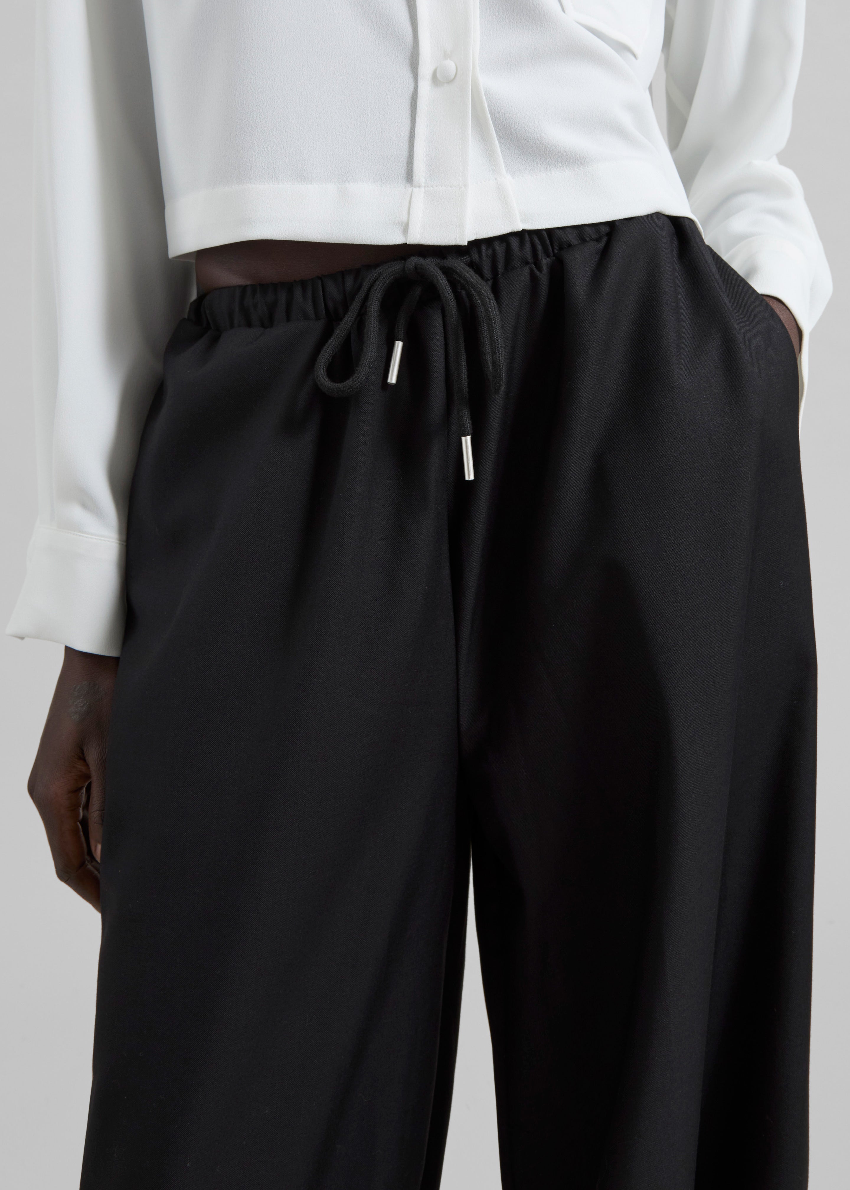 Aubray Balloon Pants - Black - 4