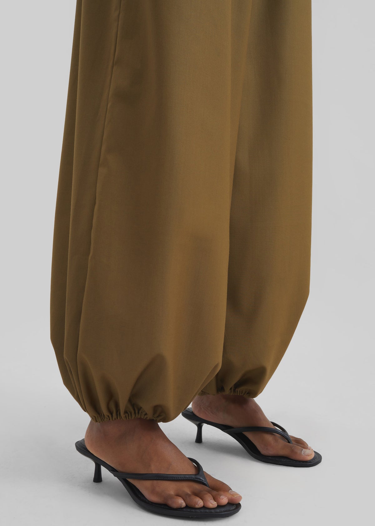 Aubray Balloon Pants - Olive Brown