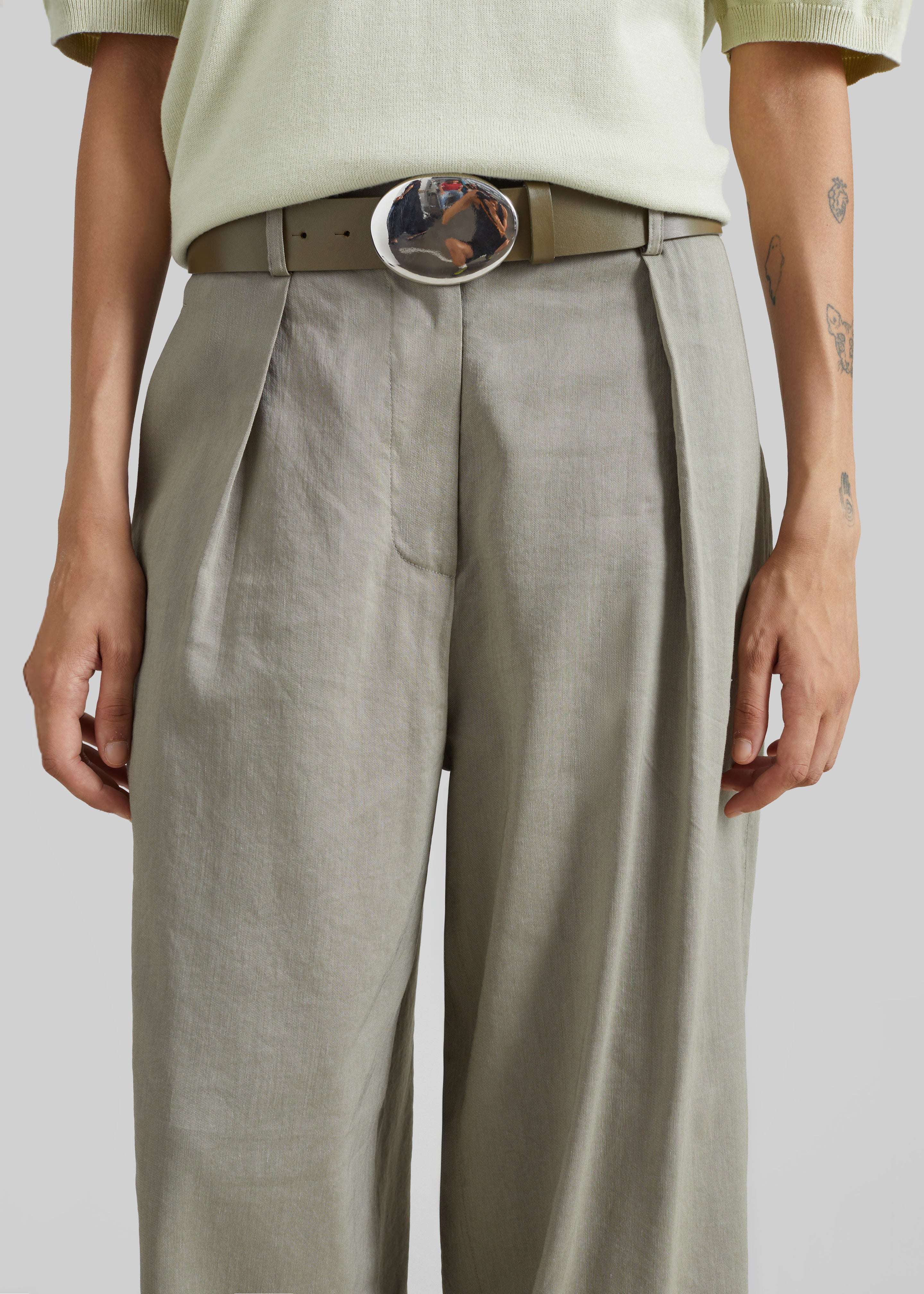 Auray Pleated Trousers - Olive - 4
