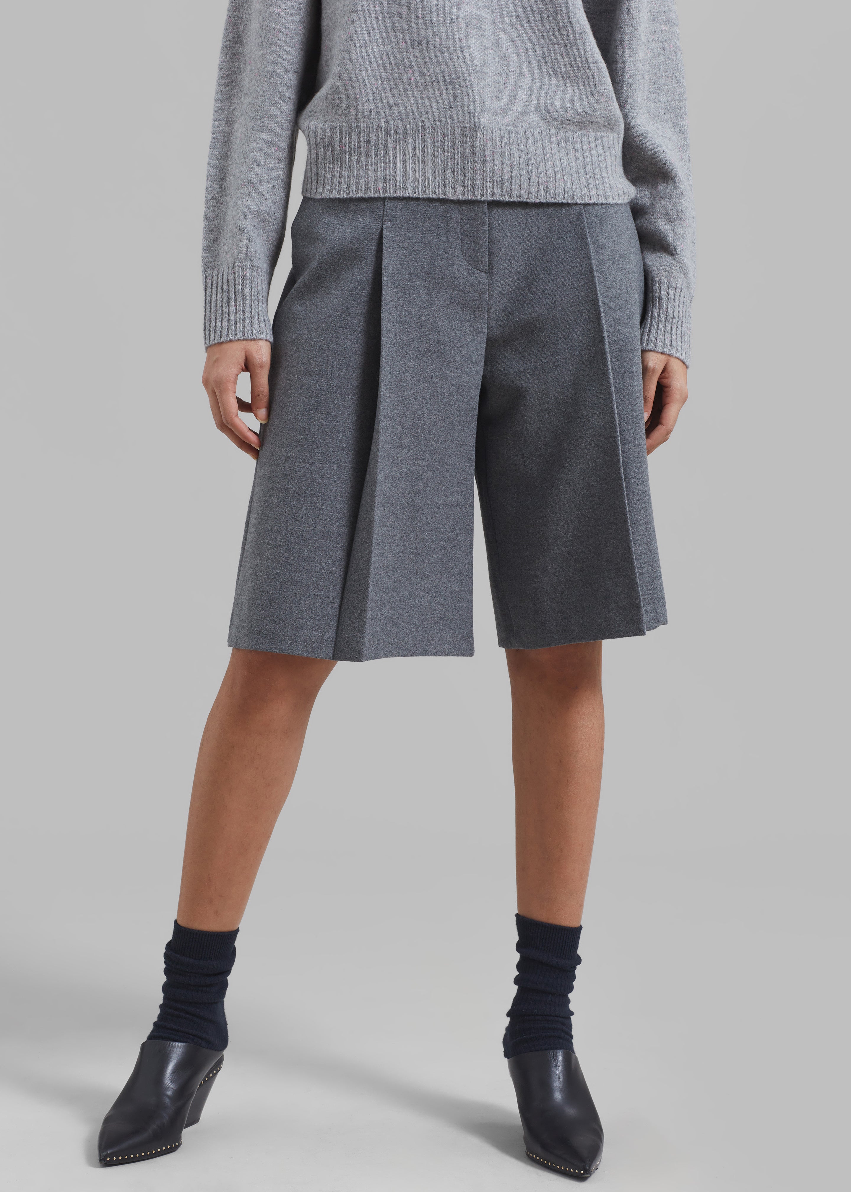 Austen Bermuda Shorts - Grey - 1