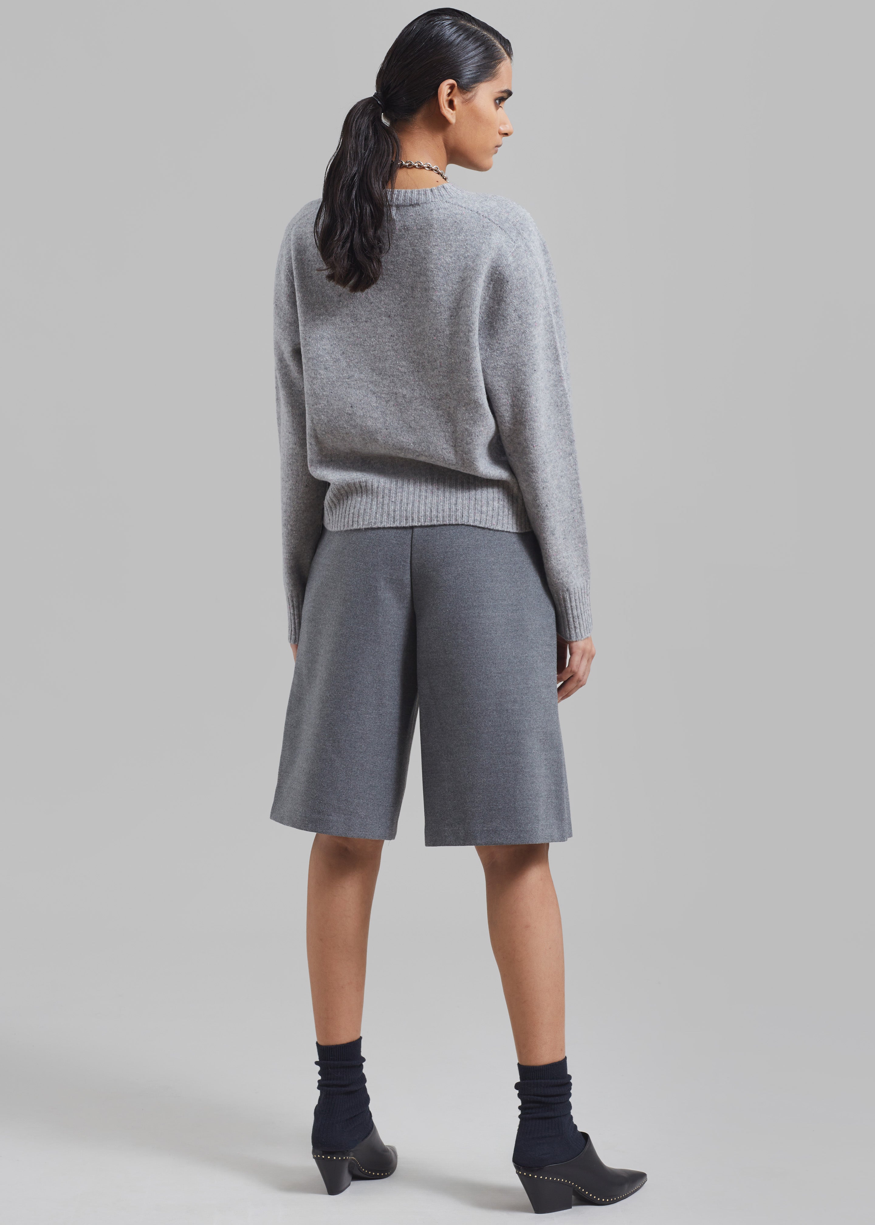 Austen Bermuda Shorts - Grey - 10