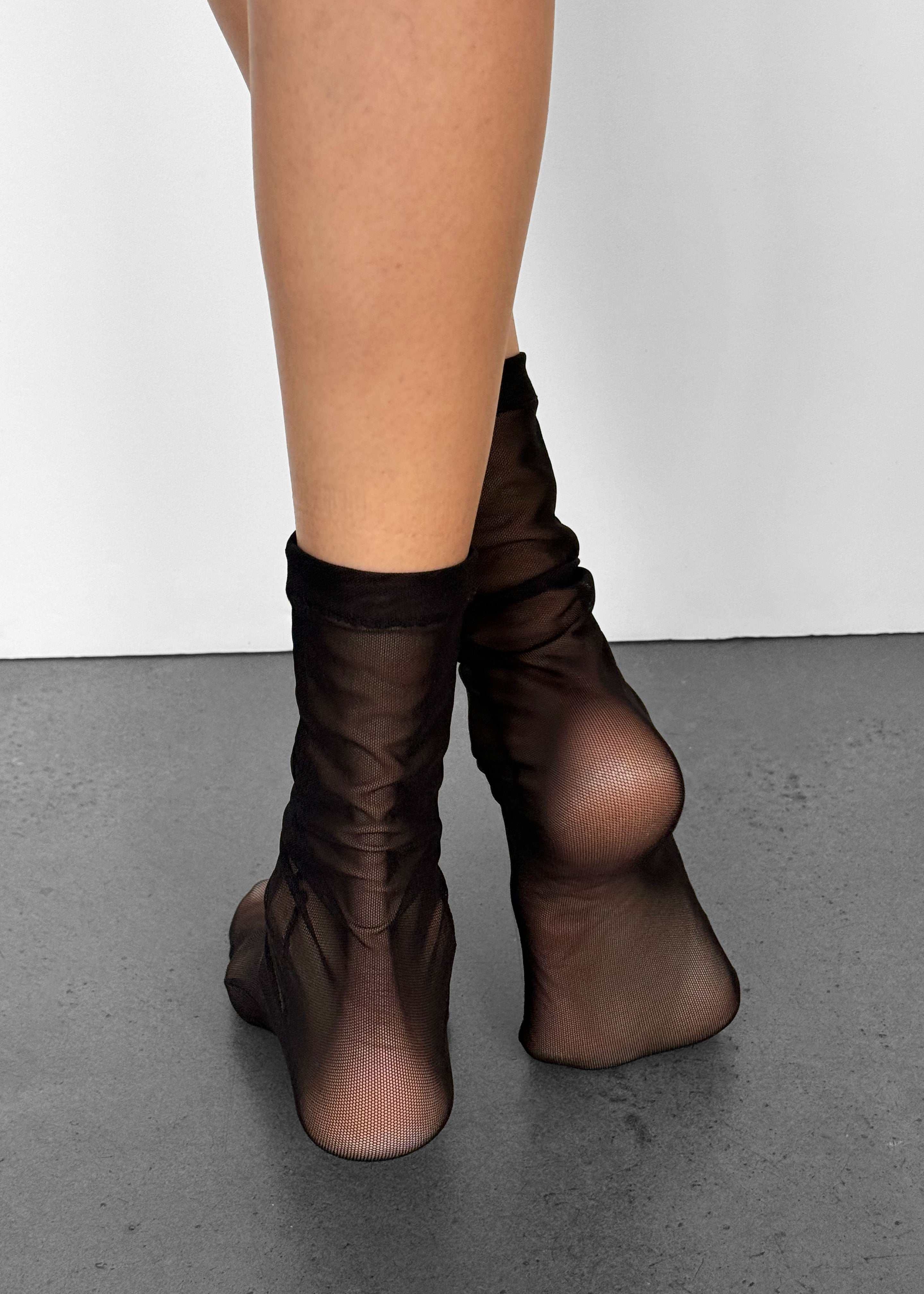 Aylin Sheer Socks x Barbie™ - Black - 6