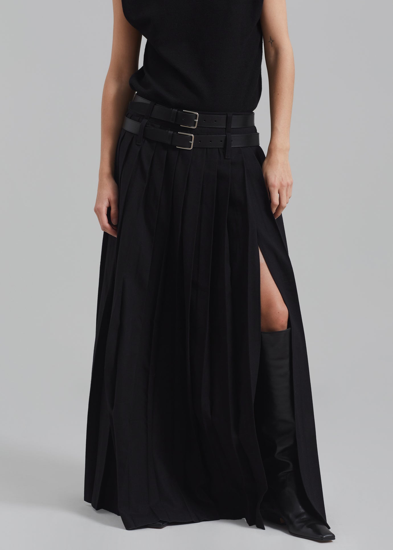 Bailey Long Pleated Skirt - Black - 1