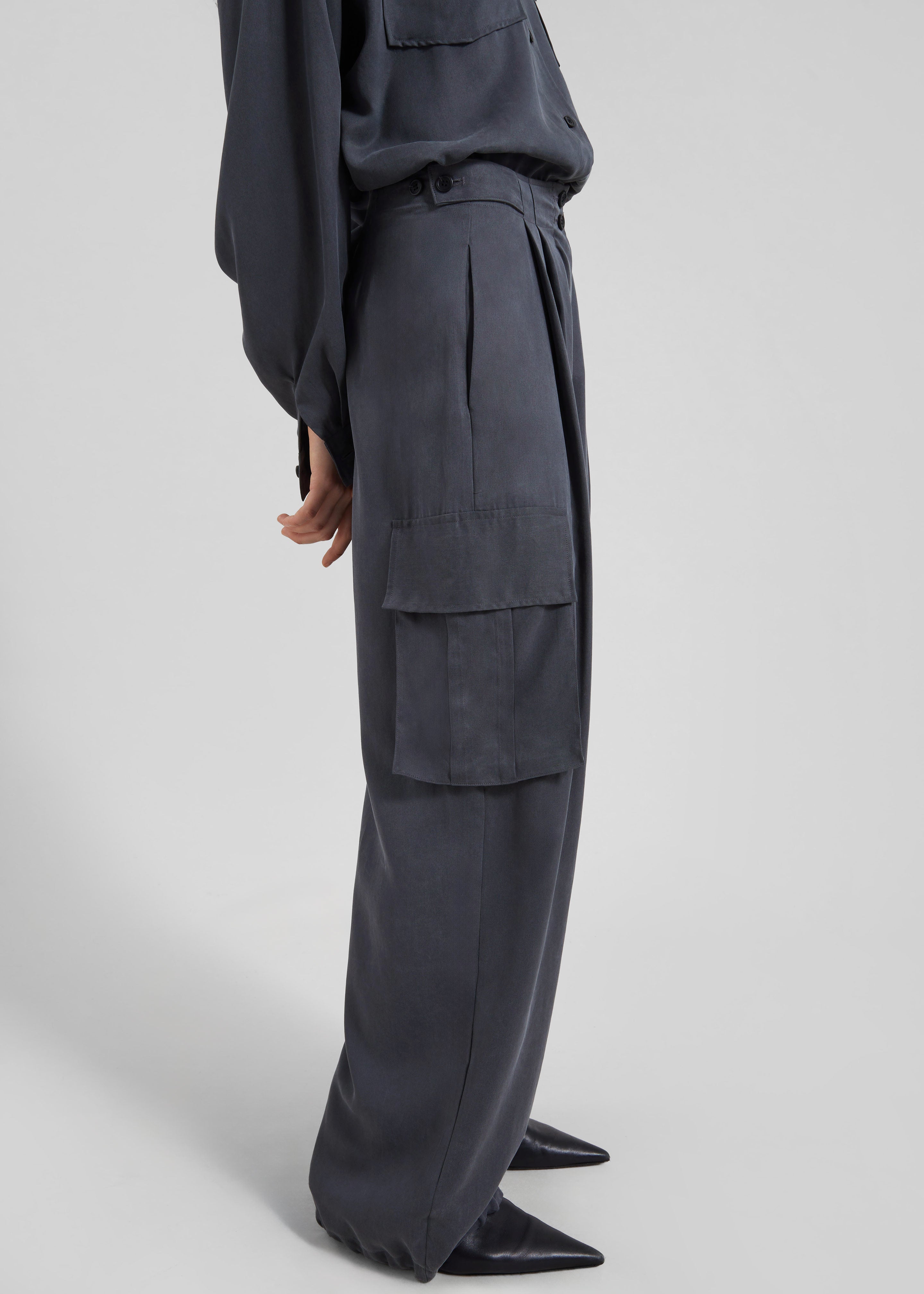 Balsta Cargo Pants - Dark Grey - 1