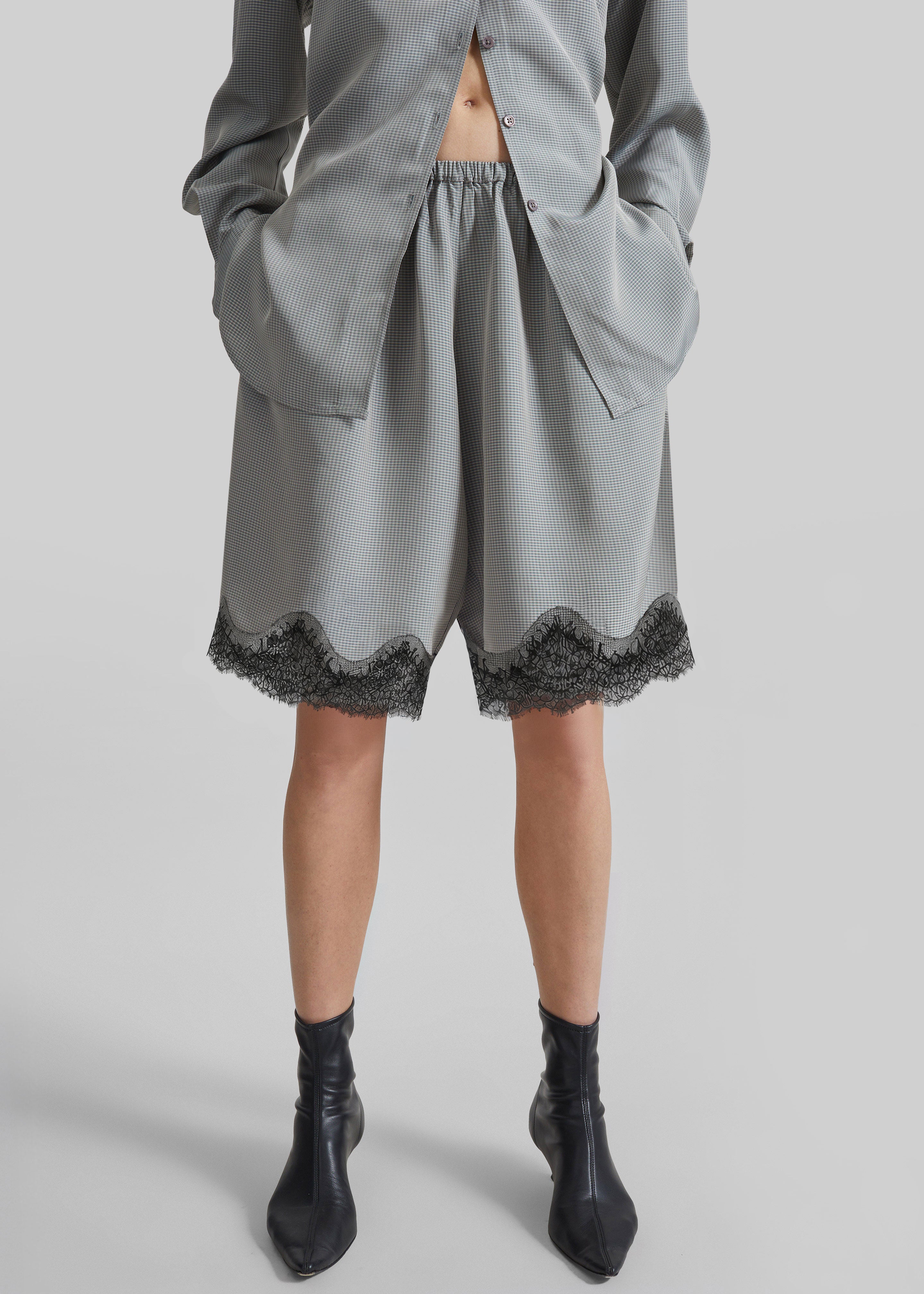 POPPY LACE BERMUDA PANTS ショートパンツ グレー Baxter Lace Bermuda Shorts - Checked Grey – The Frankie Shop