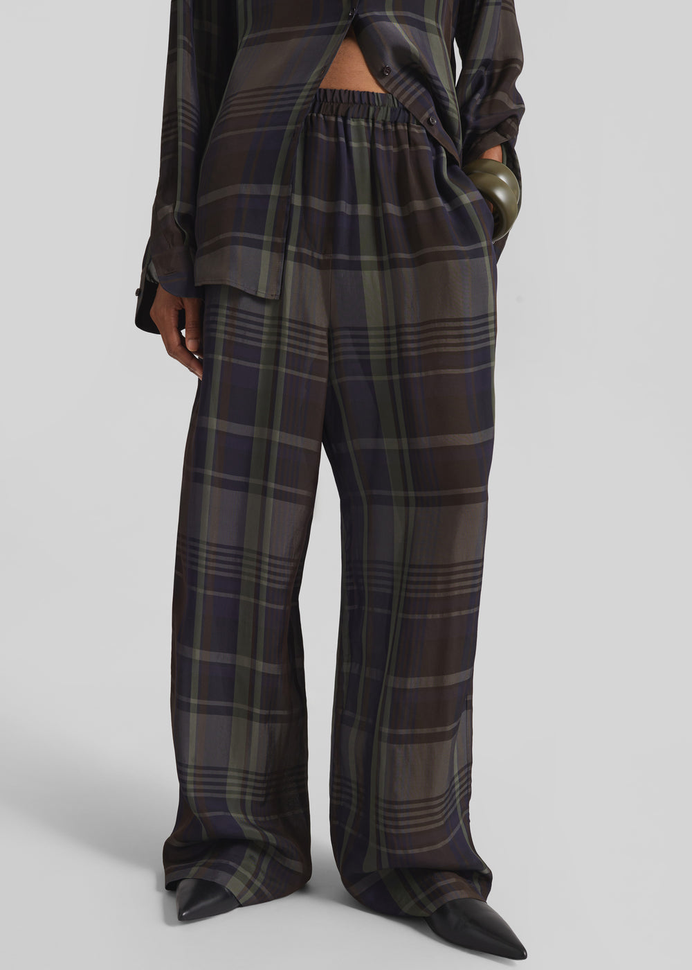 Baxter Sheer Fluid Track Pants - Navy Tartan