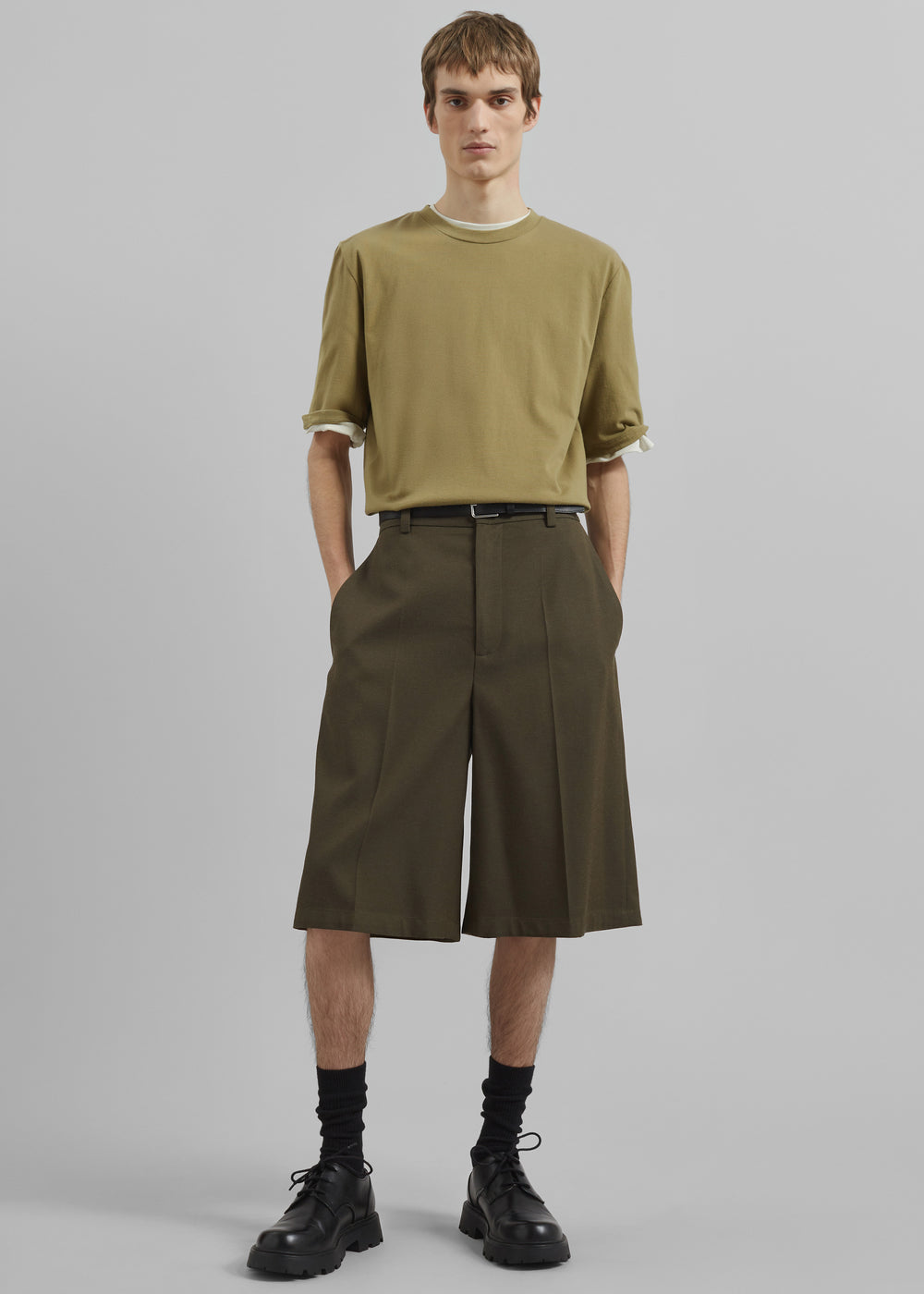Belgrave Bermuda Shorts - Army Green