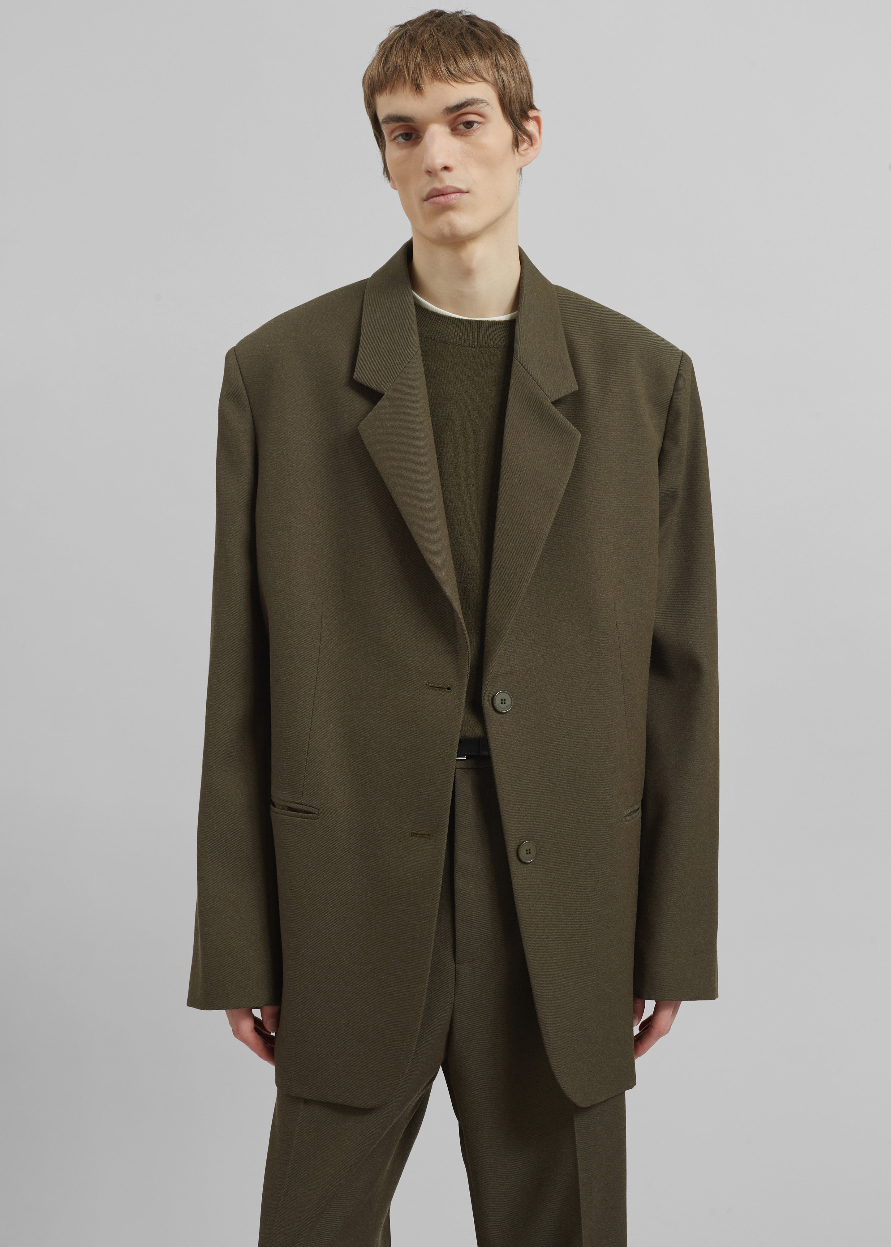BALENCIAGA WARDROBE テーラードジャケット 44 深オリーブ Belgrave Blazer - Army Green – The Frankie Shop