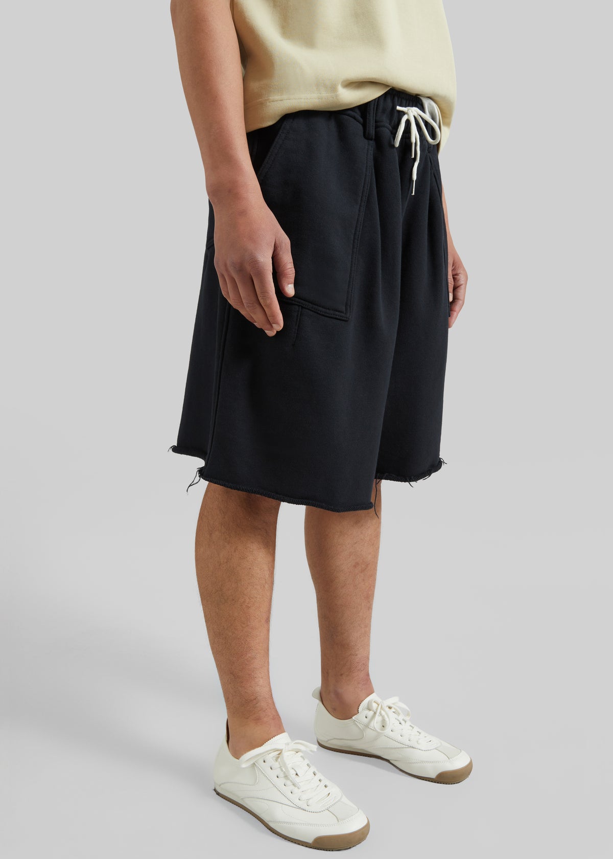 Bellino Raw Hem Sweatshorts - Black - 5