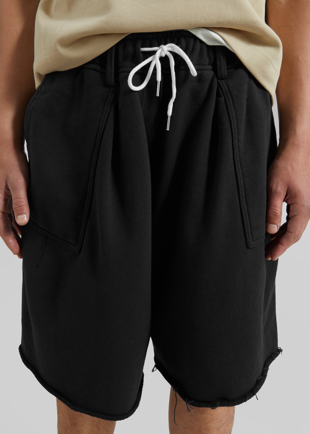 Bellino Raw Hem Sweatshorts - Black - 3