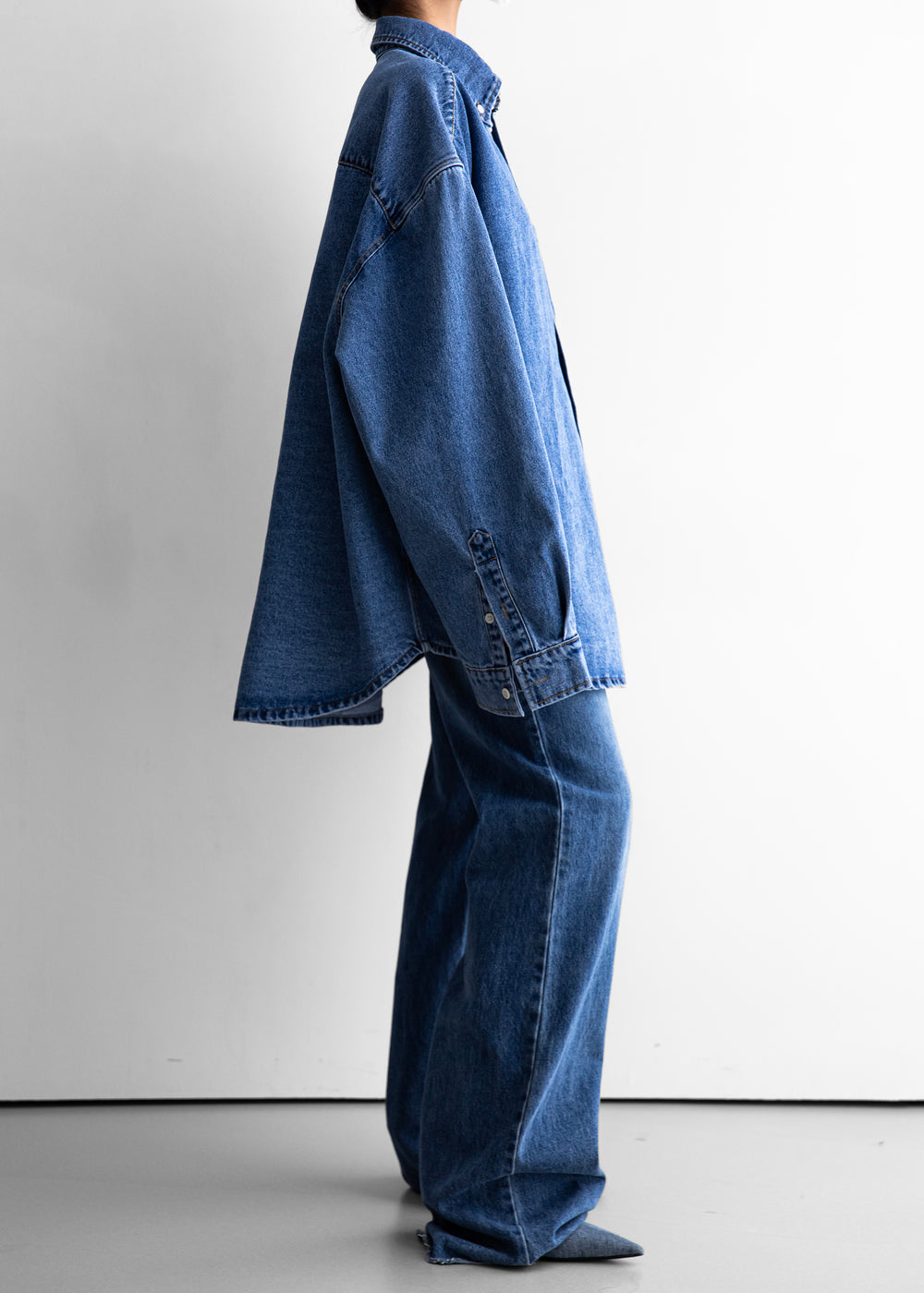 Belvis Oversized Denim Shirt - Medium Wash