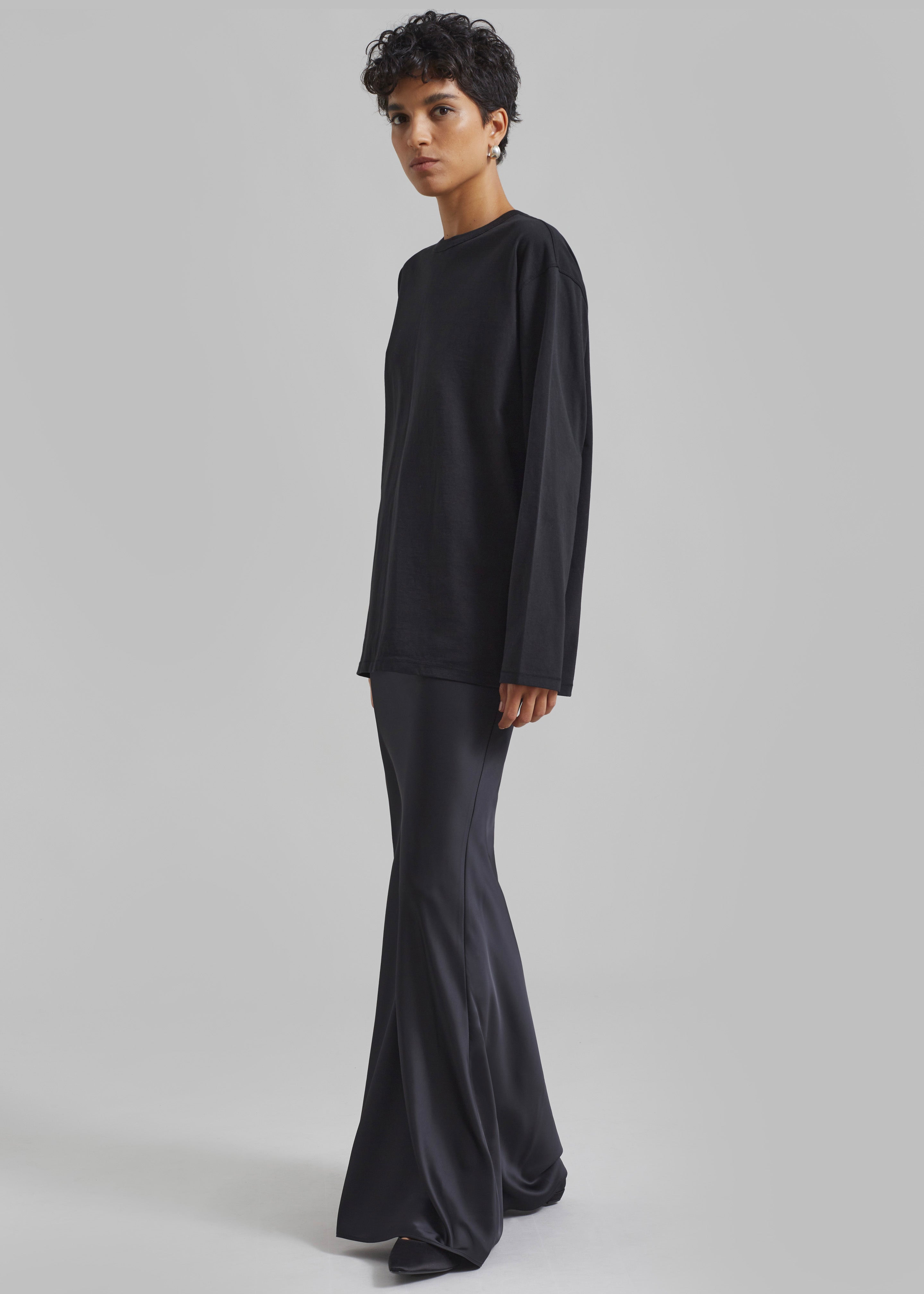 Bennett Long Sleeves Tee - Black – The Frankie Shop