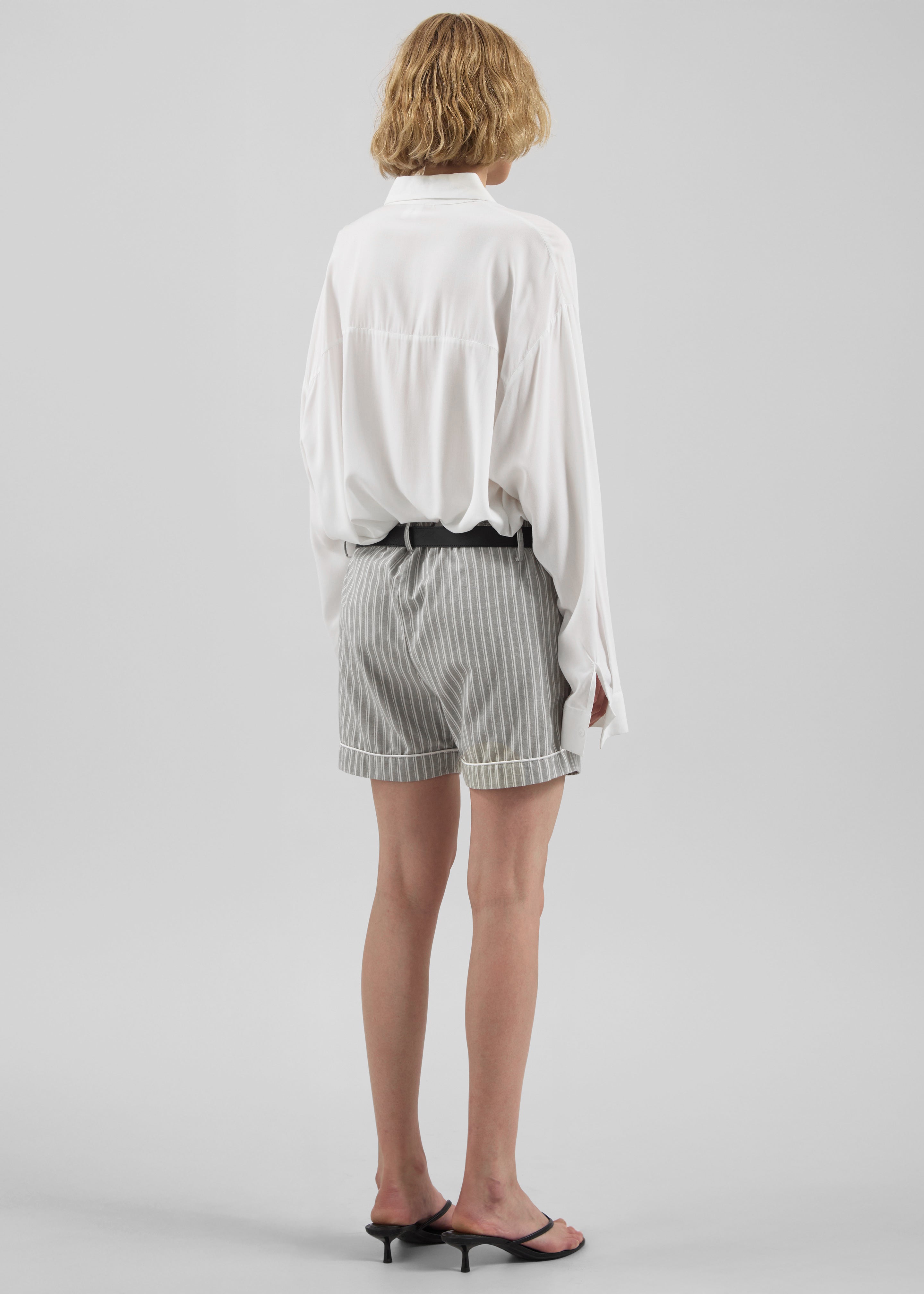 Bettter Essential Shorts - Cream - 6