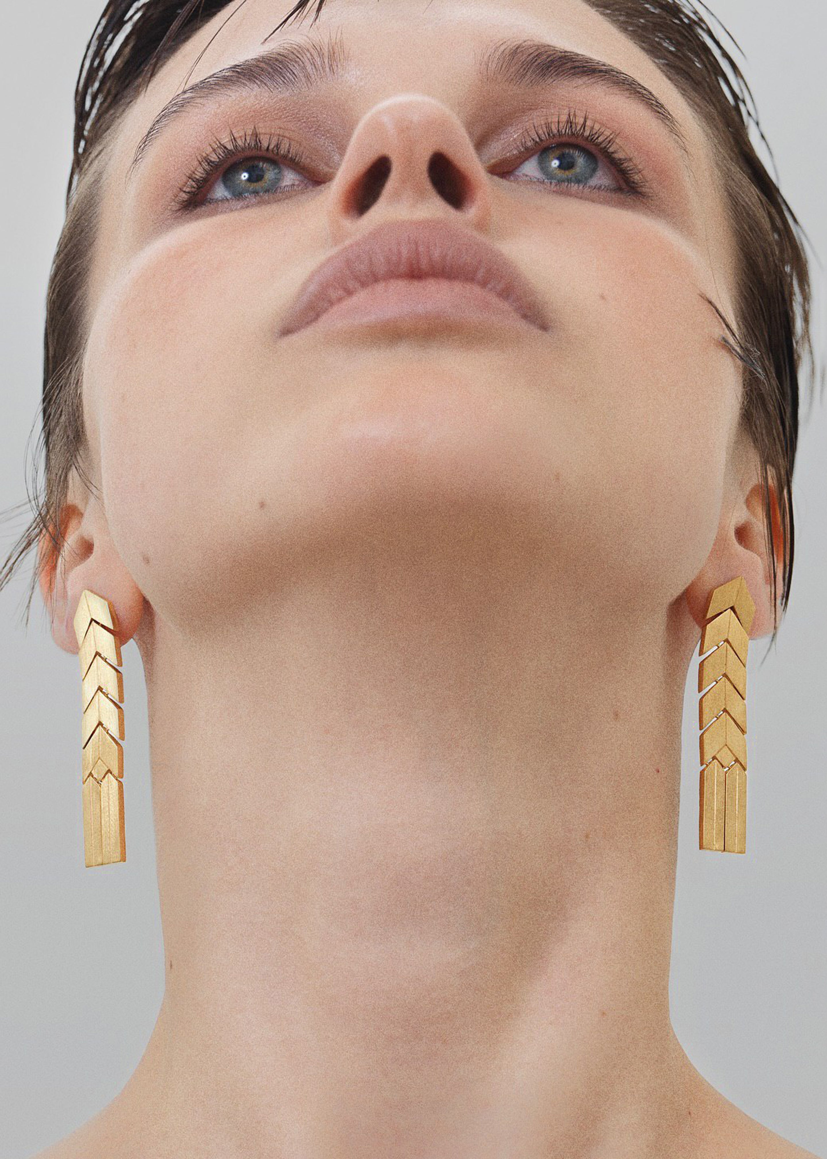 Bevza Flat Spikelet Earrings - Gold - 3