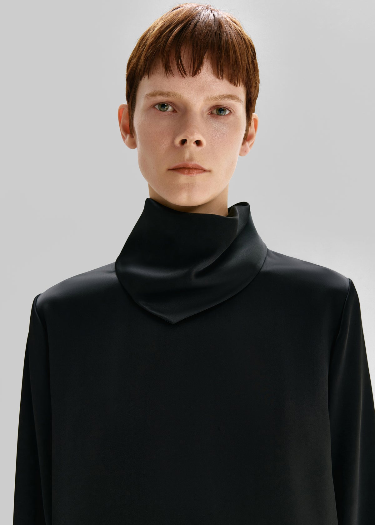 Bevza Hustka Collar Blouse - Black - 3