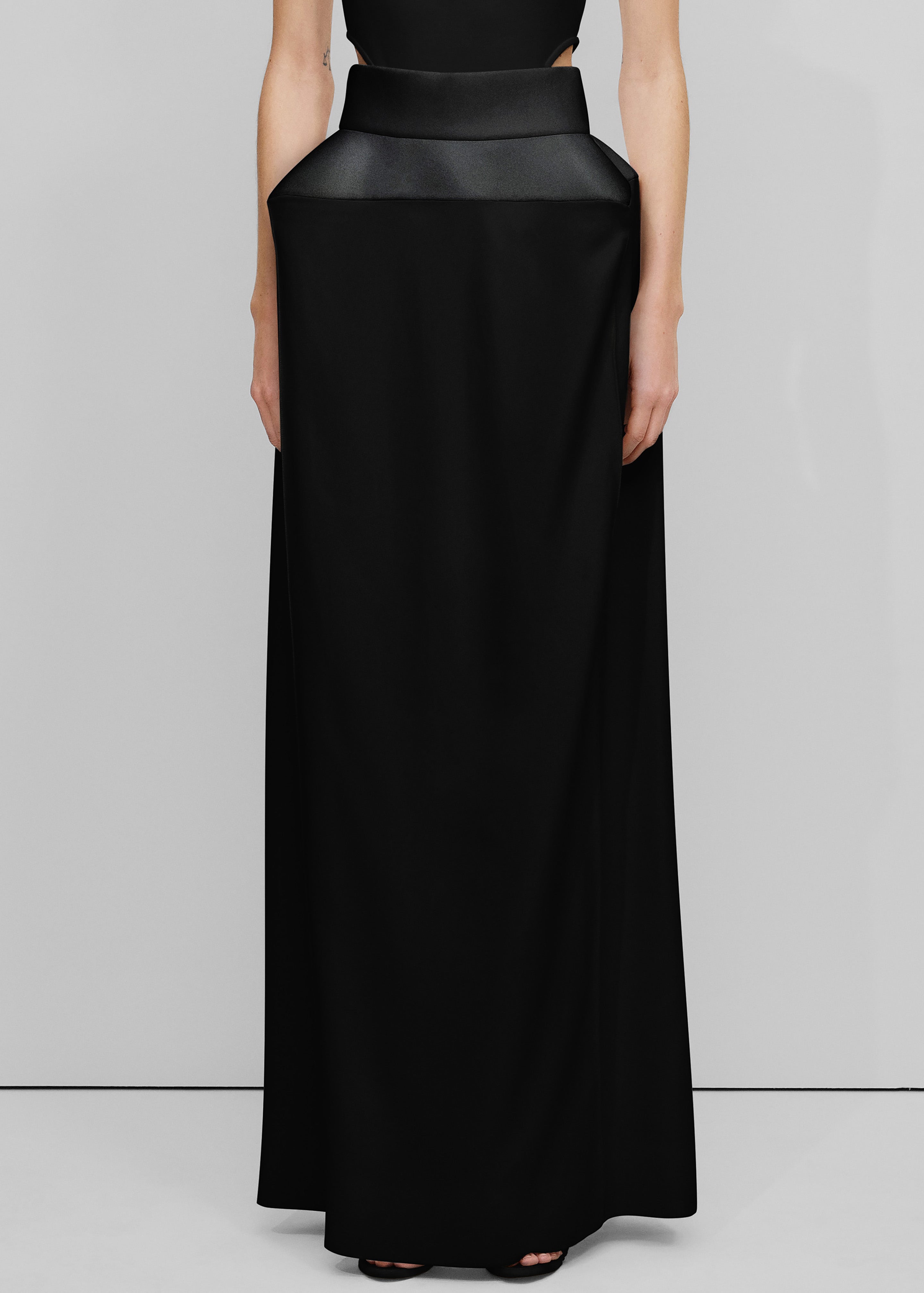 Bevza Structured Skirt - Black - 2