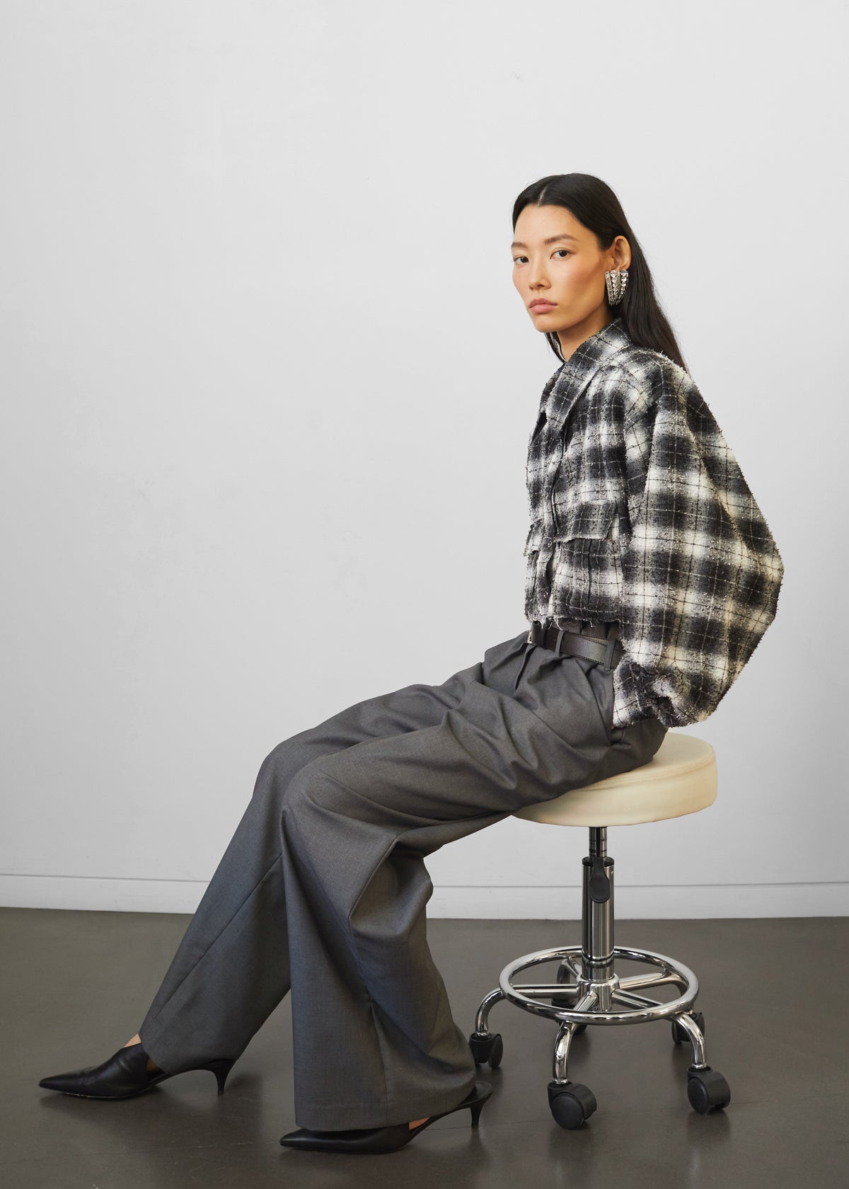 Biasca Distressed Cropped Shirt - Black Plaid - 7